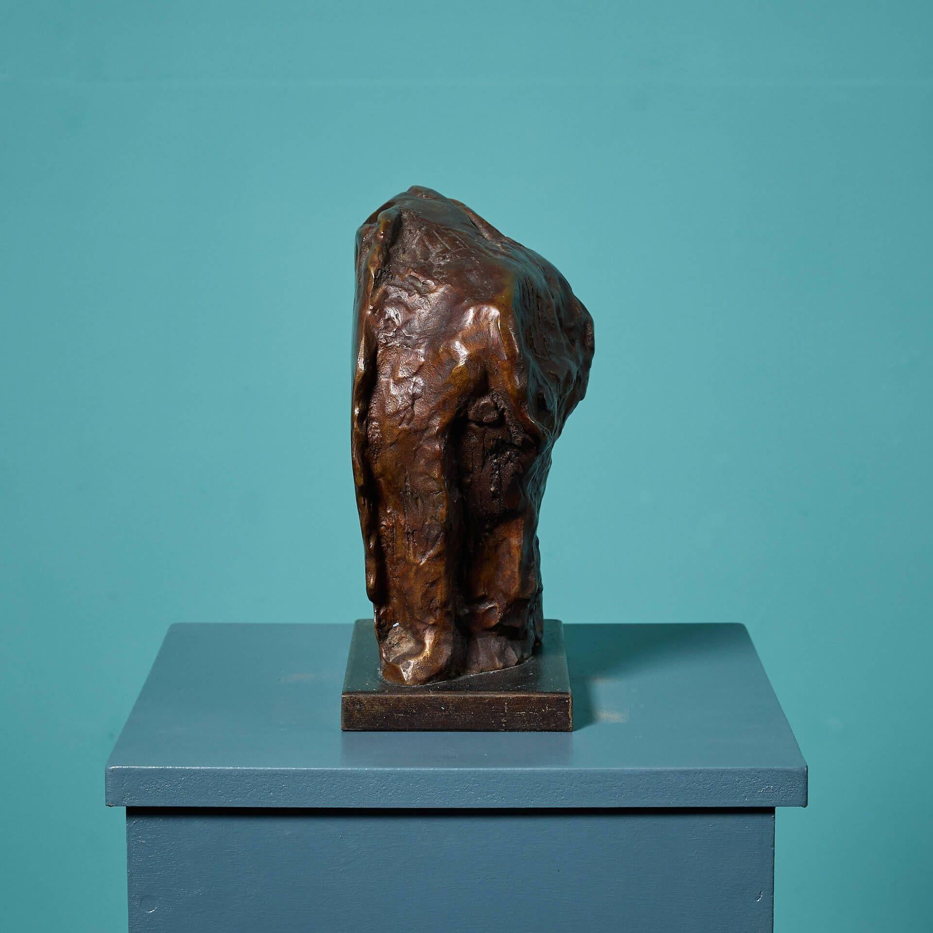 John W. Mills (1933-2023) Maschera di bronzo del Leone in Gabbia in vendita 1