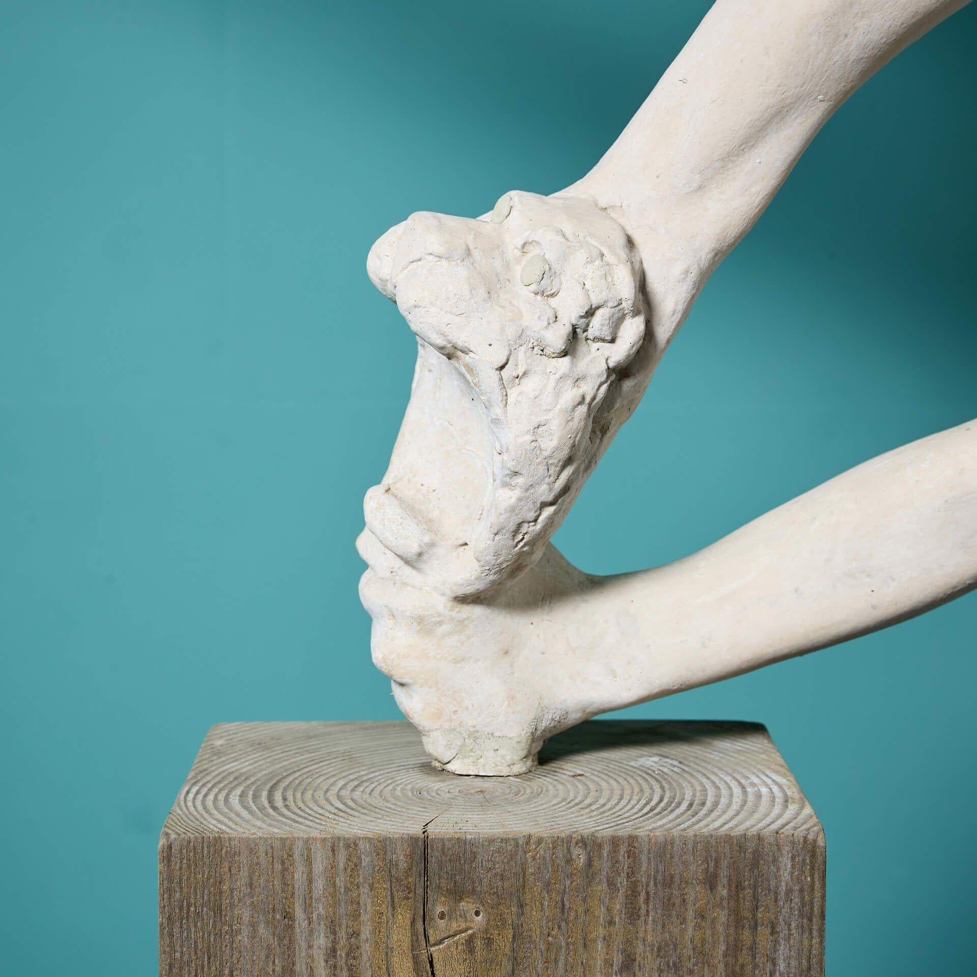 Patinato John W. Mills (1933-2023) Scultura di una 
