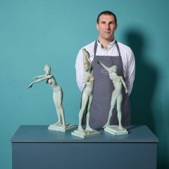 John W. Mills (1933-2023) - Ensemble de 3 sculptures de danseuses féminines
