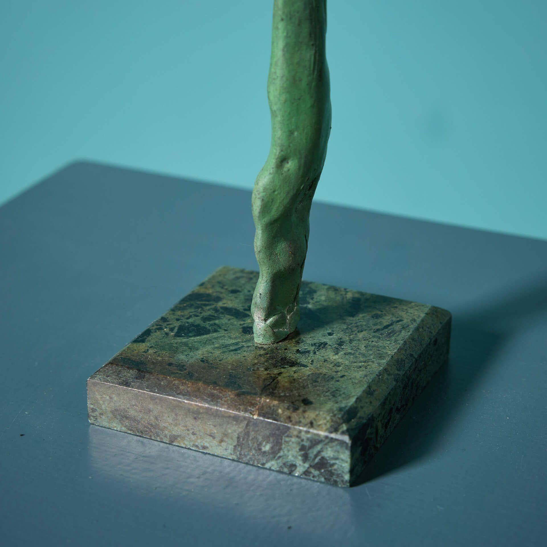 Inglese John W. Mills (1933-2023) 'Somersault & Entry #1' Scultura subacquea in bronzo in vendita