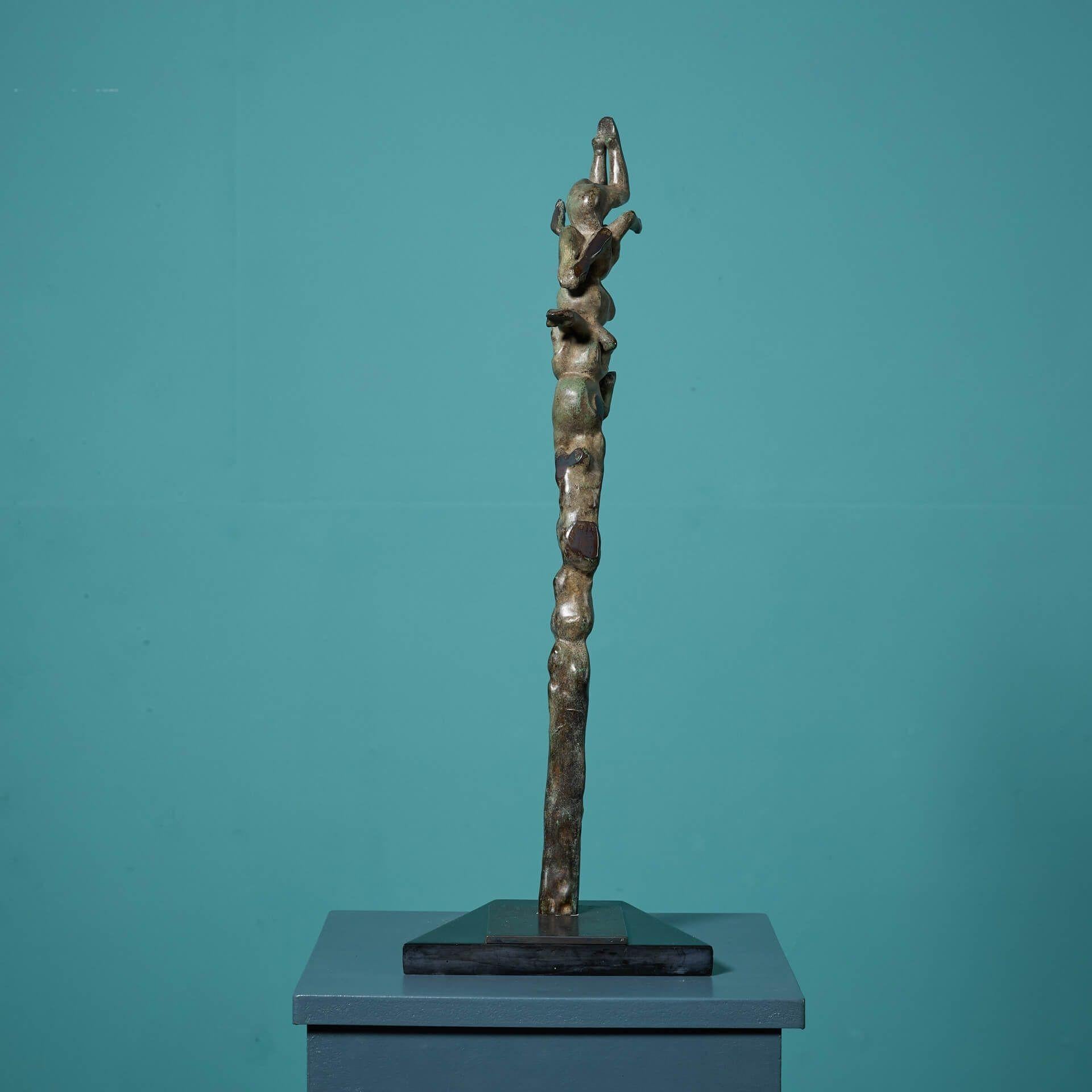 XXI secolo e contemporaneo John W. Mills (1933-2023) Scultura unica di grandi dimensioni in bronzo di un sommozzatore in vendita