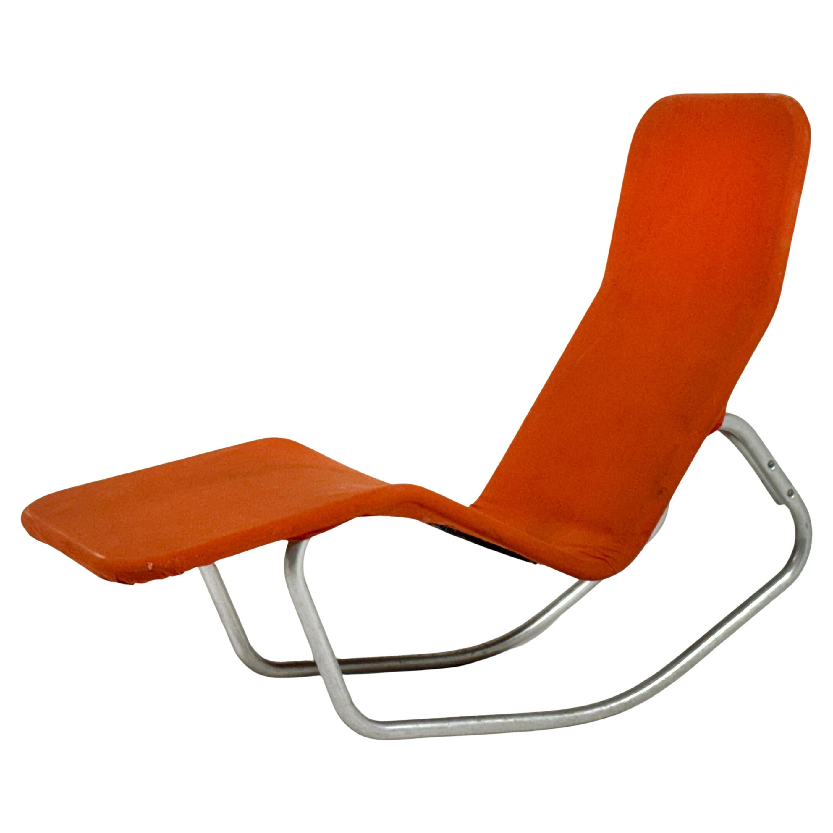 John Waldheim 
Edgar Bartolucci "Barwa" Chaise For Sale