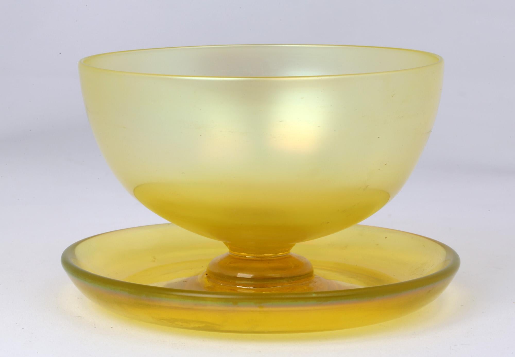 Early 20th Century John Walsh Walsh English Art Deco Iridescent Sunbeam Pedestal Glass Bowl For Sale