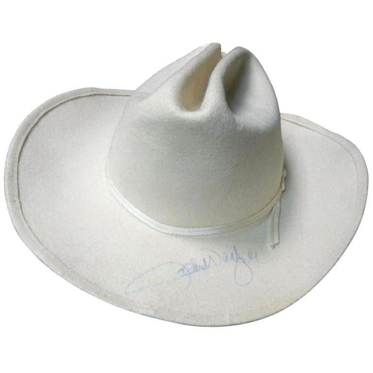 Vintage Stetson cowboy hat owned, worn and signed by Hollywood icon John Wayne

John Wayne (1907-1979) was an American film actor, director and producer, known to many simply as 'Duke'.

He appeared in more than 170 films over the course of a 50