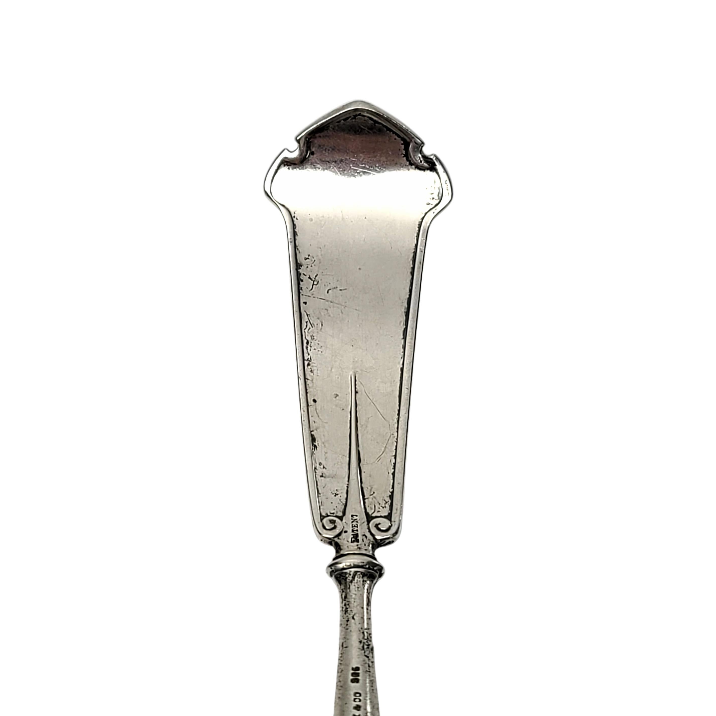 John Wendt Ball Black & Co Sterling Silver Arabesque Gravy Ladle with Monogram In Good Condition For Sale In Washington Depot, CT