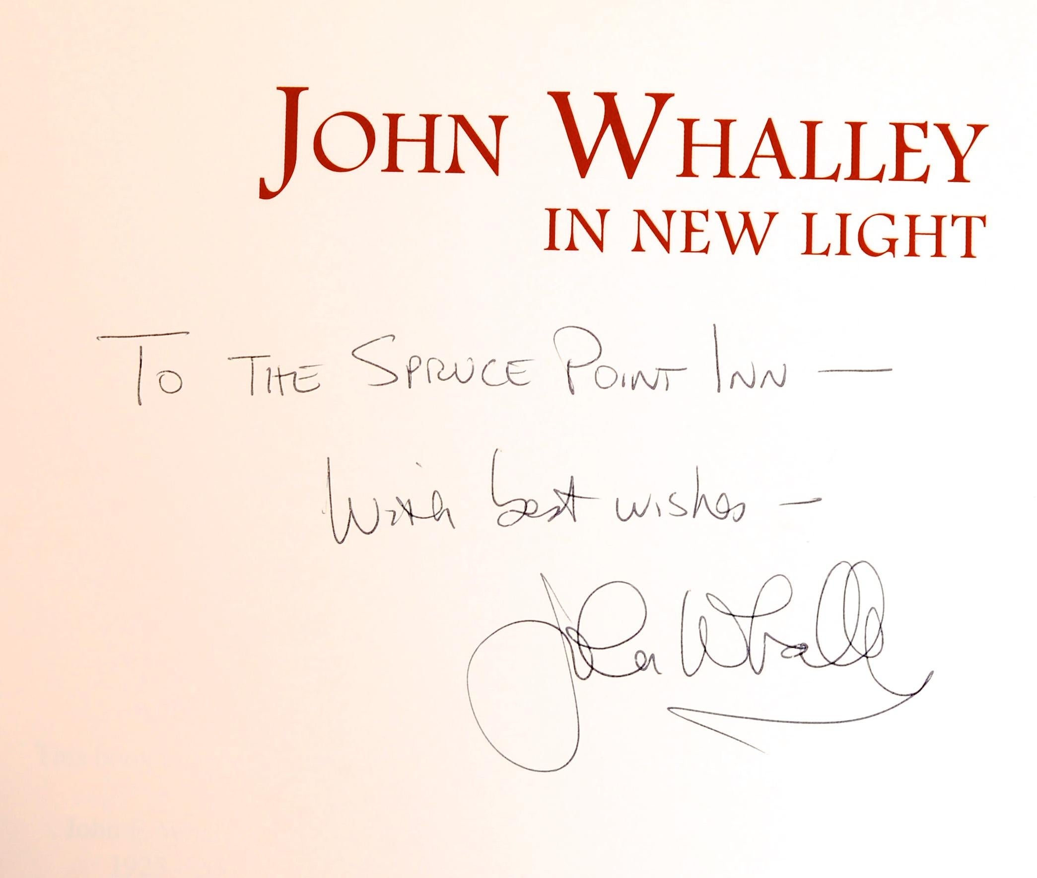 John Whalley : In New Light par John Whalley, Signé. Publié par John Whalley Studio, ME, 2006. Couverture rigide signée, 1ère édition, sans jaquette. L'artiste du Maine vit à Damariscotta. 