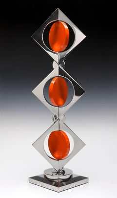 Abstrakte kinetische Skulptur „Opus Trifecta“