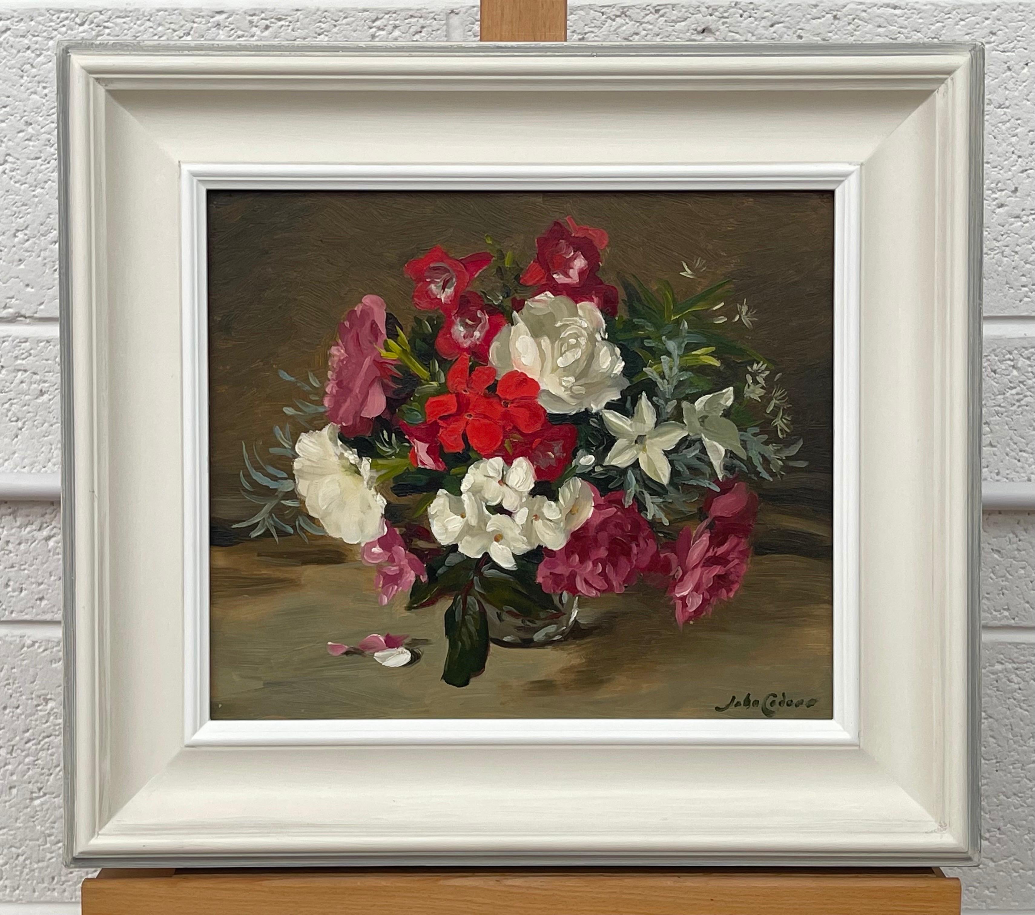 Stillleben-Gemälde von rot-rosa-weißen Blumen von britischem Künstler des 20. Jahrhunderts – Painting von John Whitlock Codner RWA
