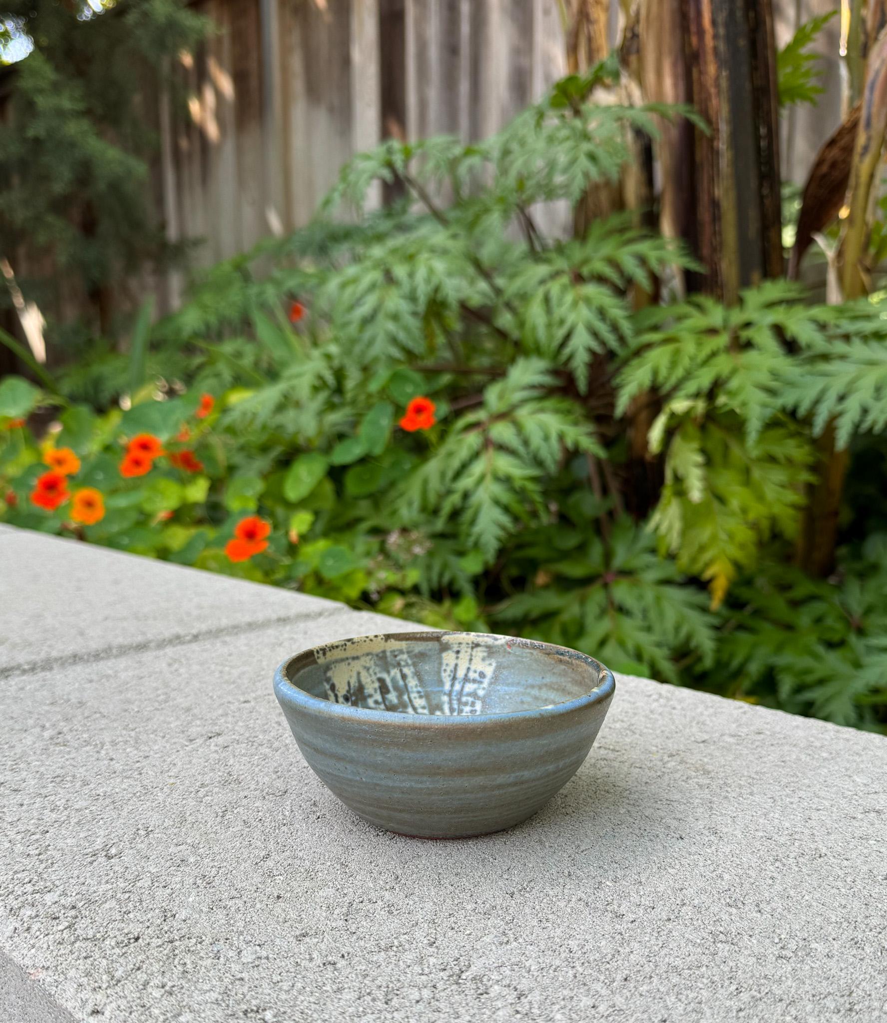 John Whitney Ceramic Bowl, California c.1970 (amerikanisch) im Angebot