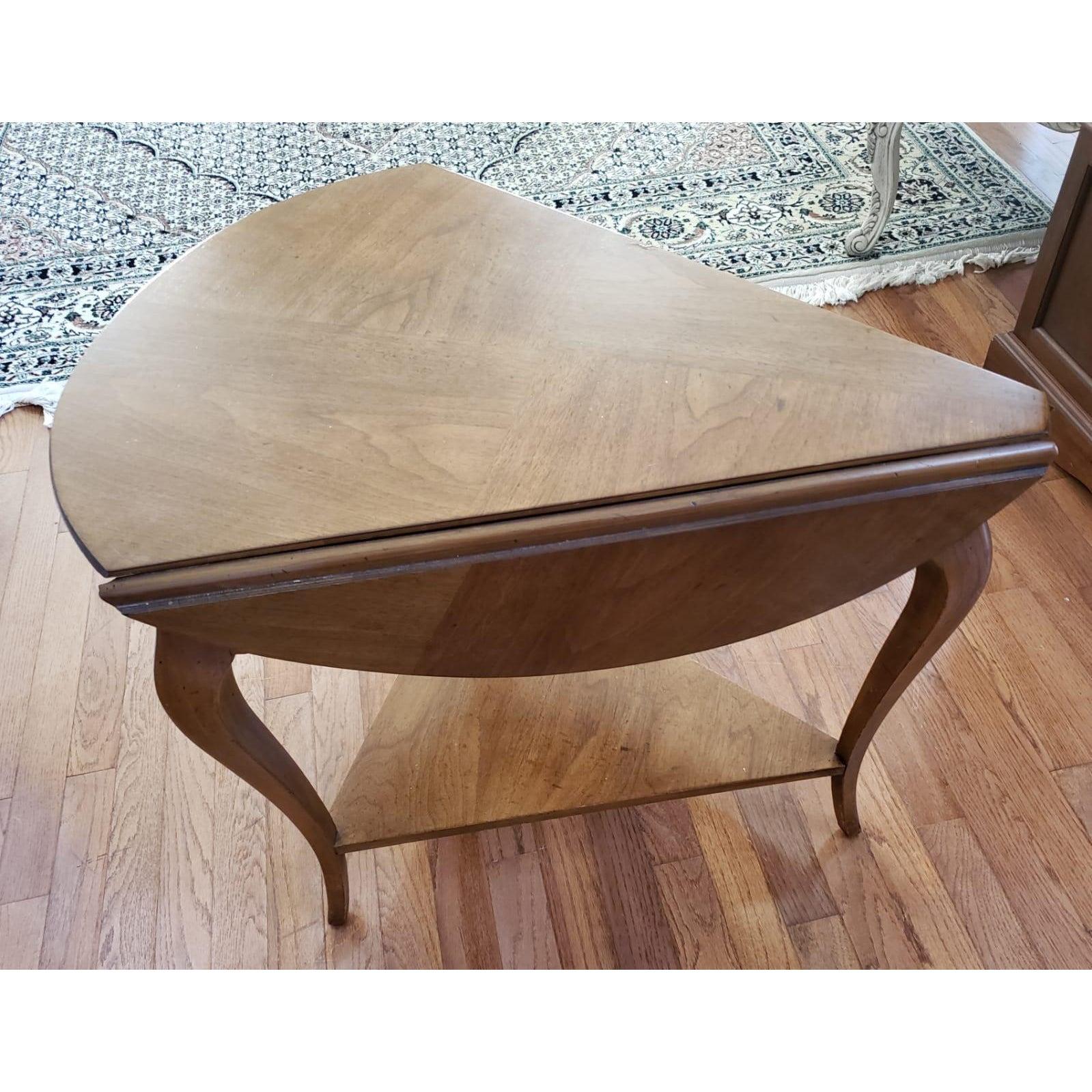 Renaissance Revival John Widdicomb 2 Tier Drop Leaf Walnut Bookmatched Top Accent Table For Sale