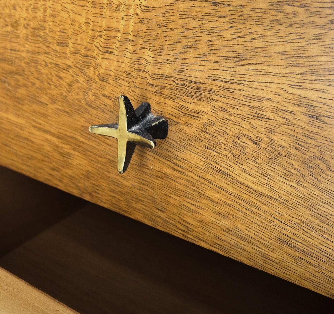 20th Century John Widdicomb Brass Star Shape Pulls 9 Drawers Long Dresser Credenza Light Wood