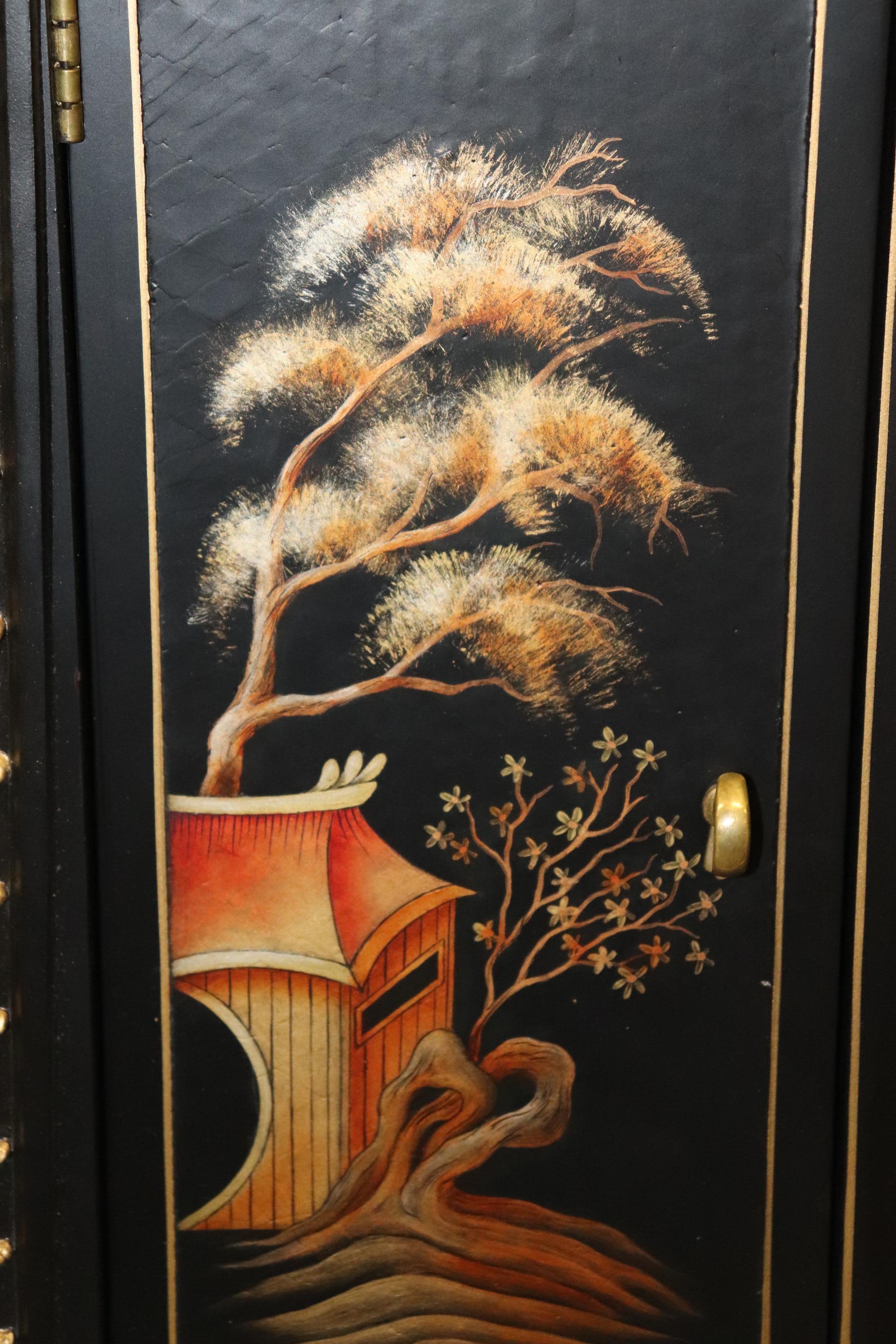 American John Widdicomb Chinoiserie Paint Decorated Commode Buffet with Gilded Details  For Sale