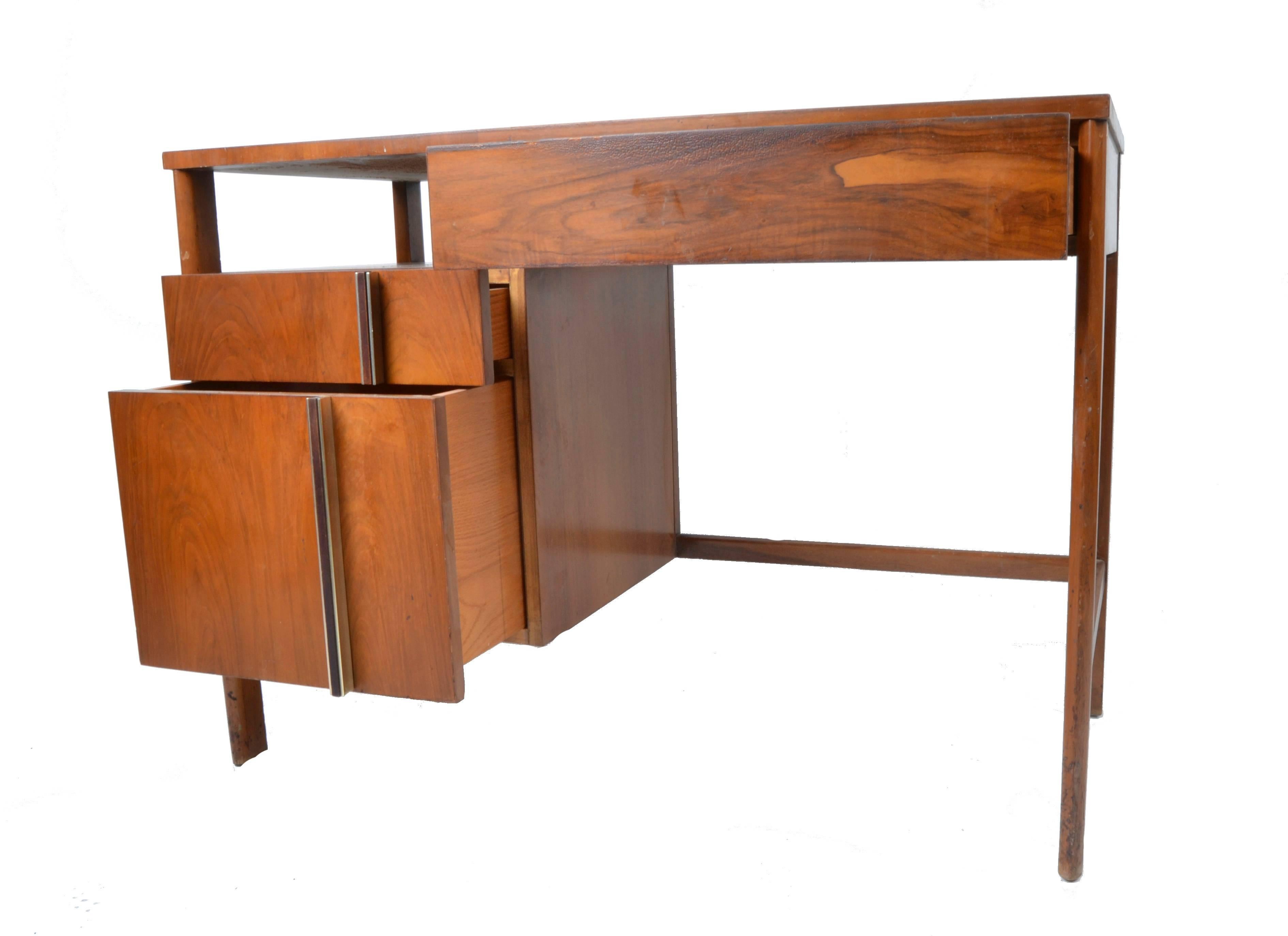 Mid Century desk by Dale Ford for John Widdicomb.
  