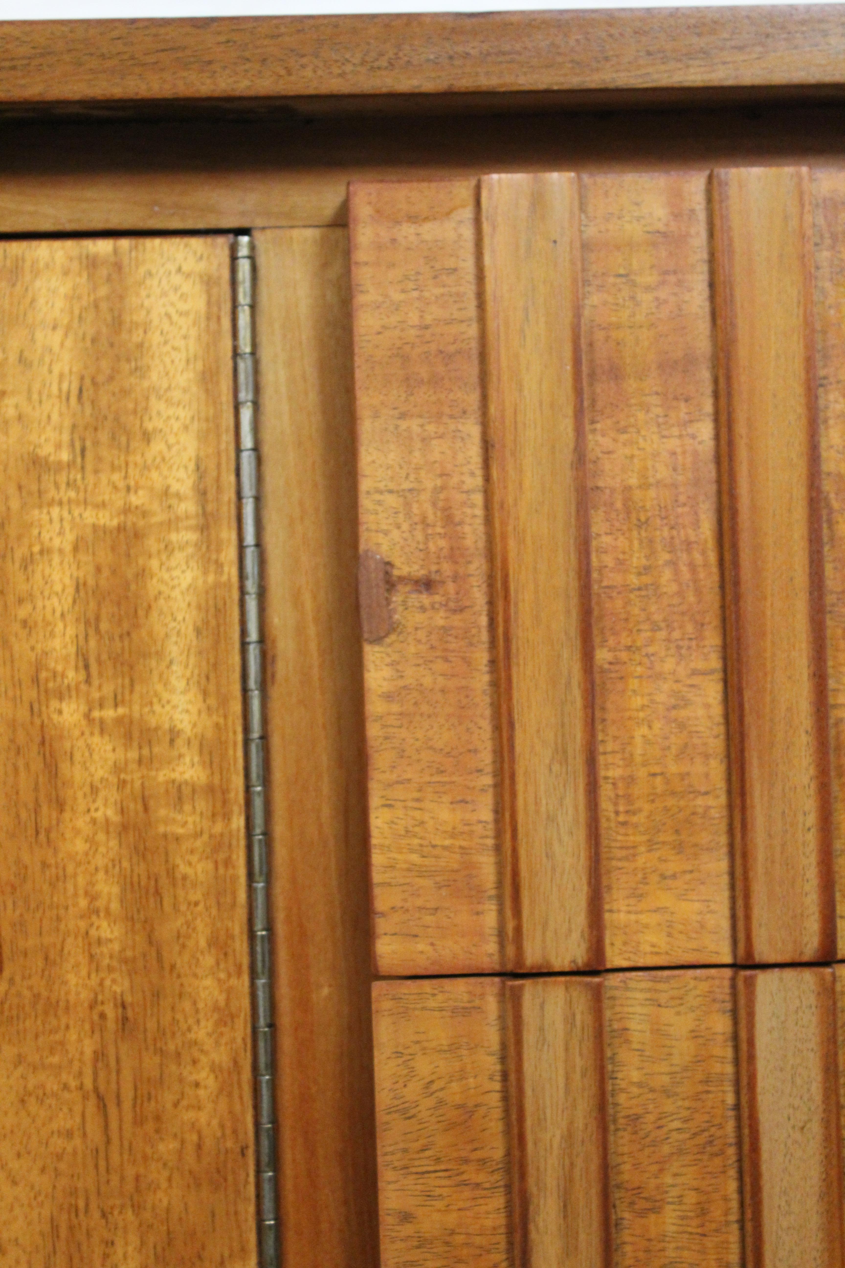 John Widdicomb Vestidor en venta 3