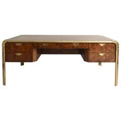 John Widdicomb pour Mastercraft Bureau en bois flambé avec quincaillerie en laiton