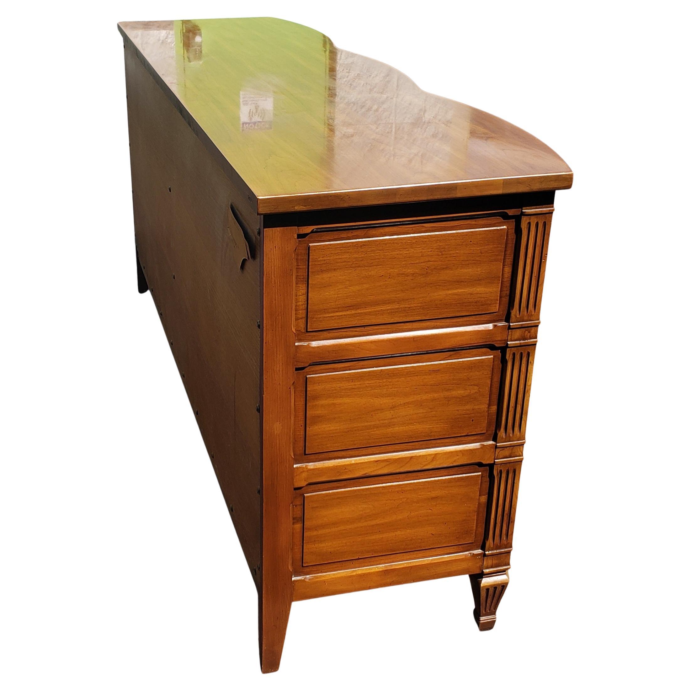 John Widdicomb French Country Serpentine Dresser with Glass Top, circa 1950s For Sale 5