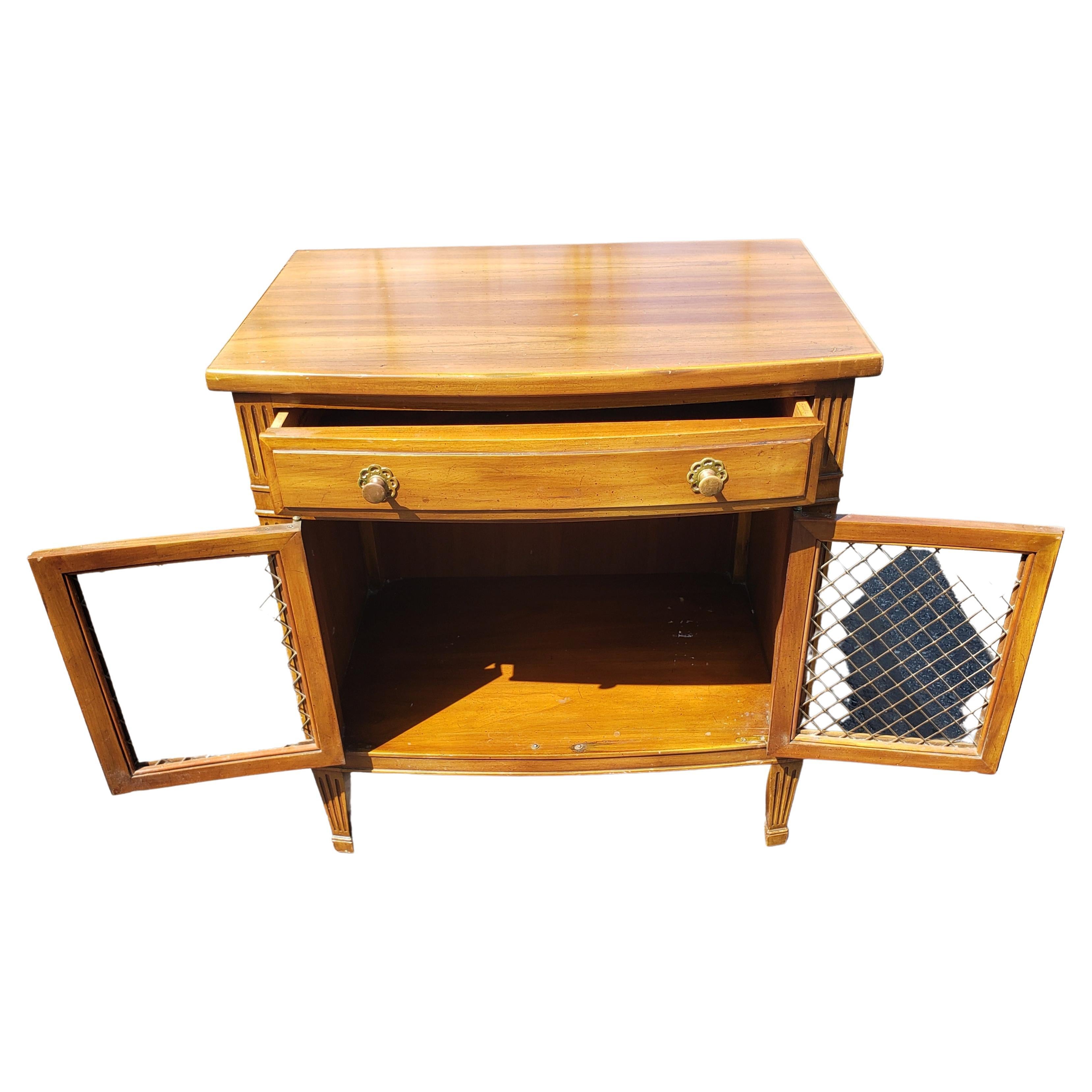 Varnished John Widdicomb French Country Side Tables Nightstands, Circa 1950s