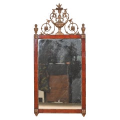 Miroir mural français Louis XVI en acajou sculpté et bois doré de John Widdicomb