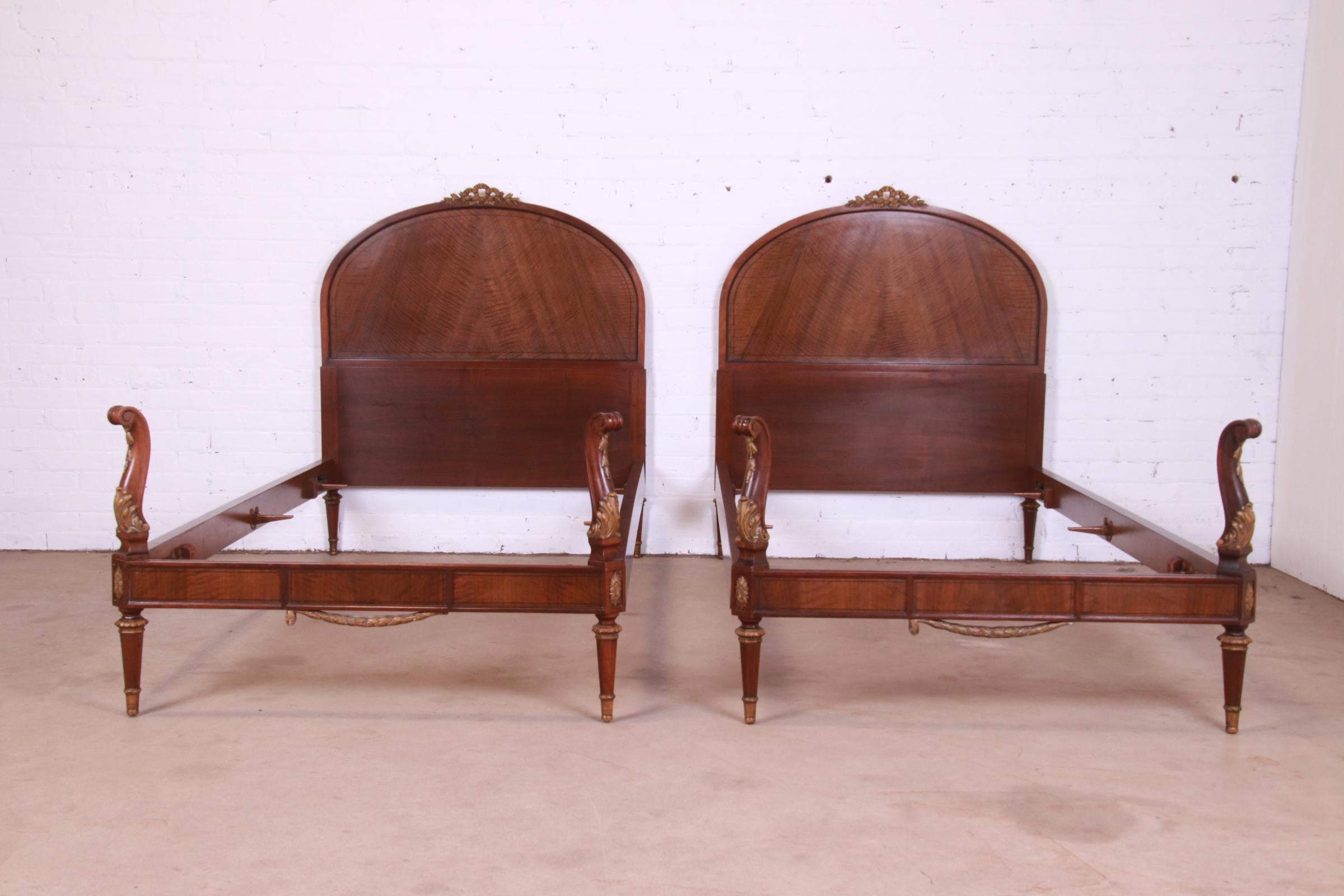 American John Widdicomb French Louis XVI Carved Walnut and Giltwood Twin Beds, Pair