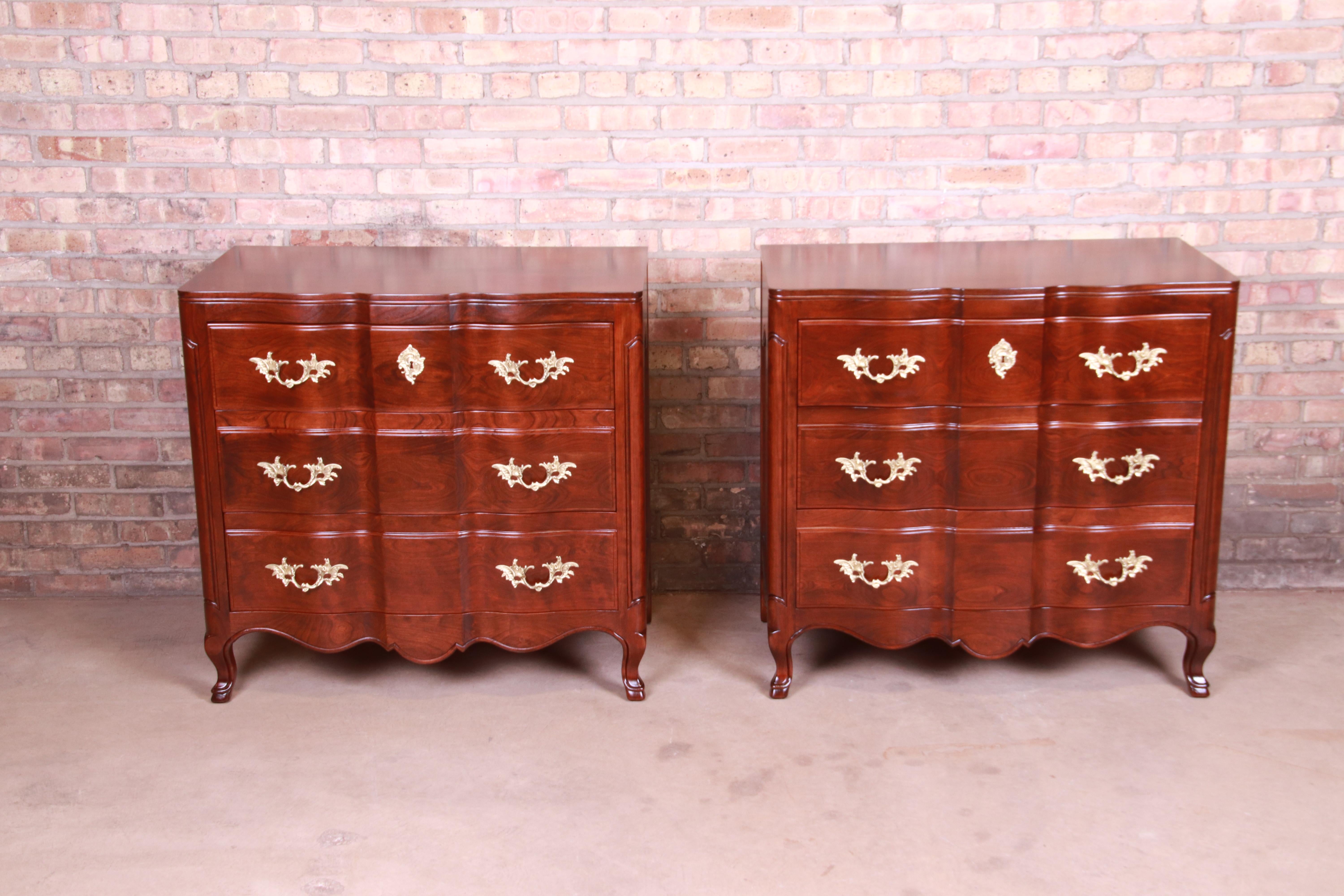 American John Widdicomb French Provincial Louis XV Bedside Chests, Newly Refinished For Sale