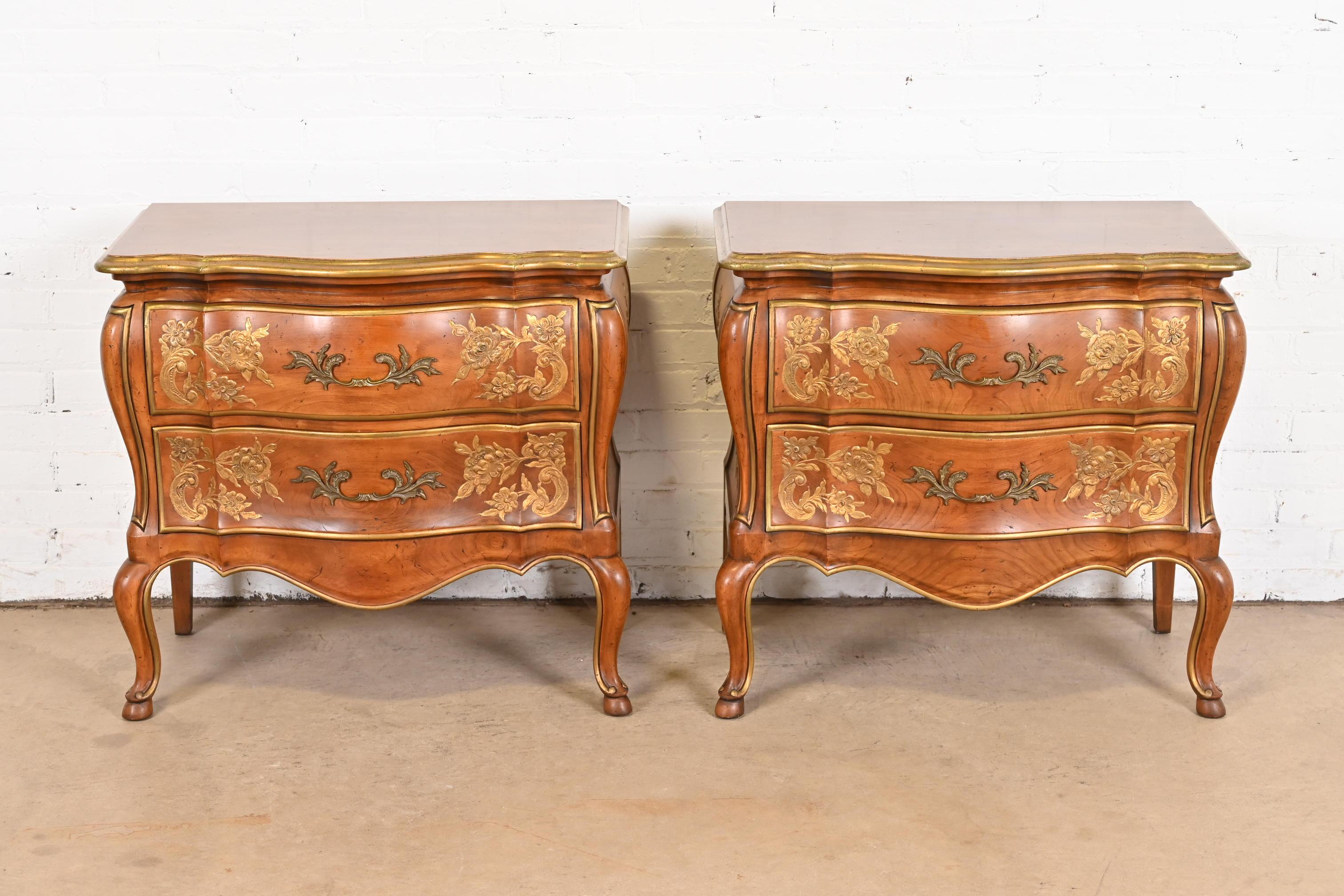 John Widdicomb French Provincial Louis XV Bombay Form Cherry Wood Nightstands In Good Condition For Sale In South Bend, IN