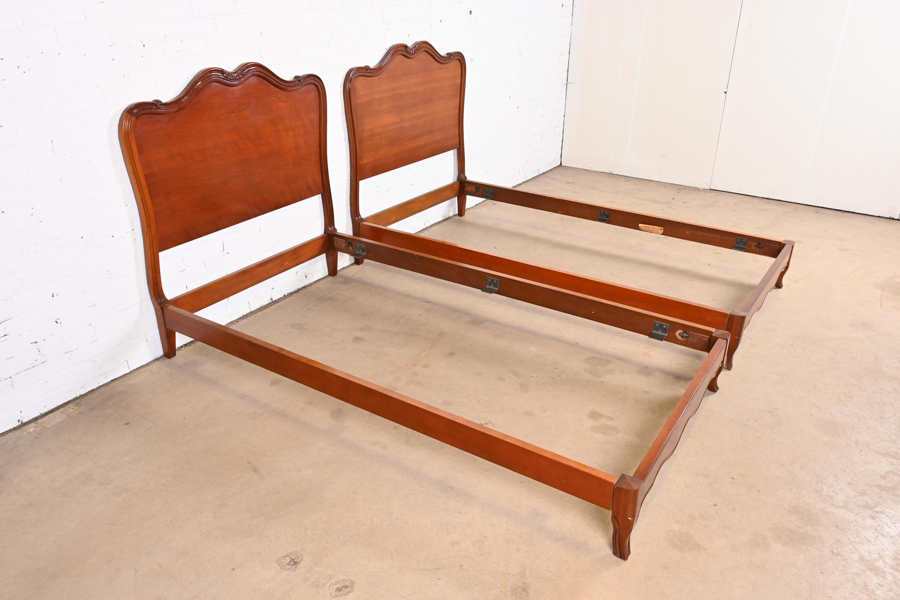 Mid-20th Century John Widdicomb French Provincial Louis XV Carved Cherry Wood Twin Beds, Pair