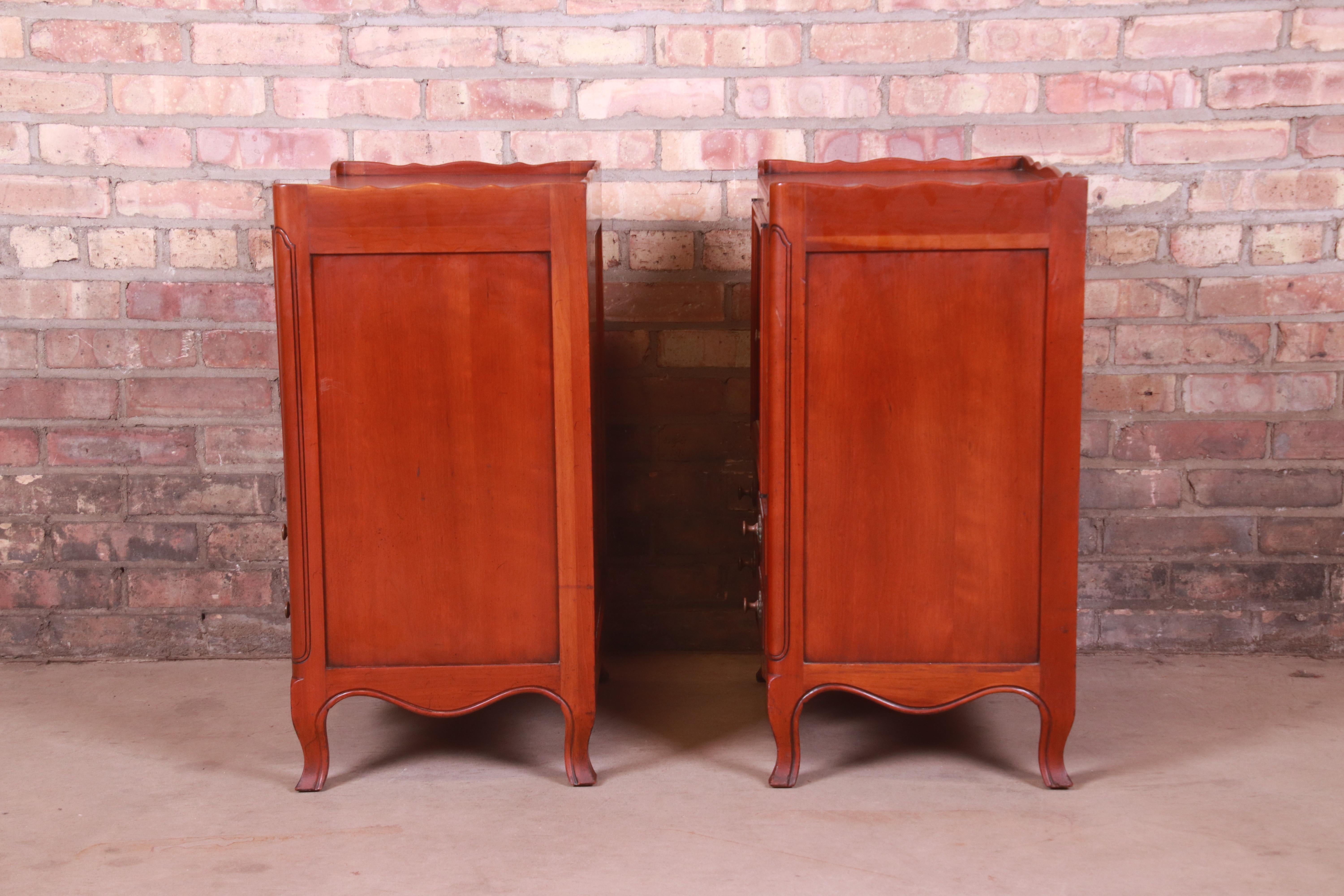 John Widdicomb French Provincial Louis XV Cherry Wood Nightstands, Circa 1940s For Sale 5