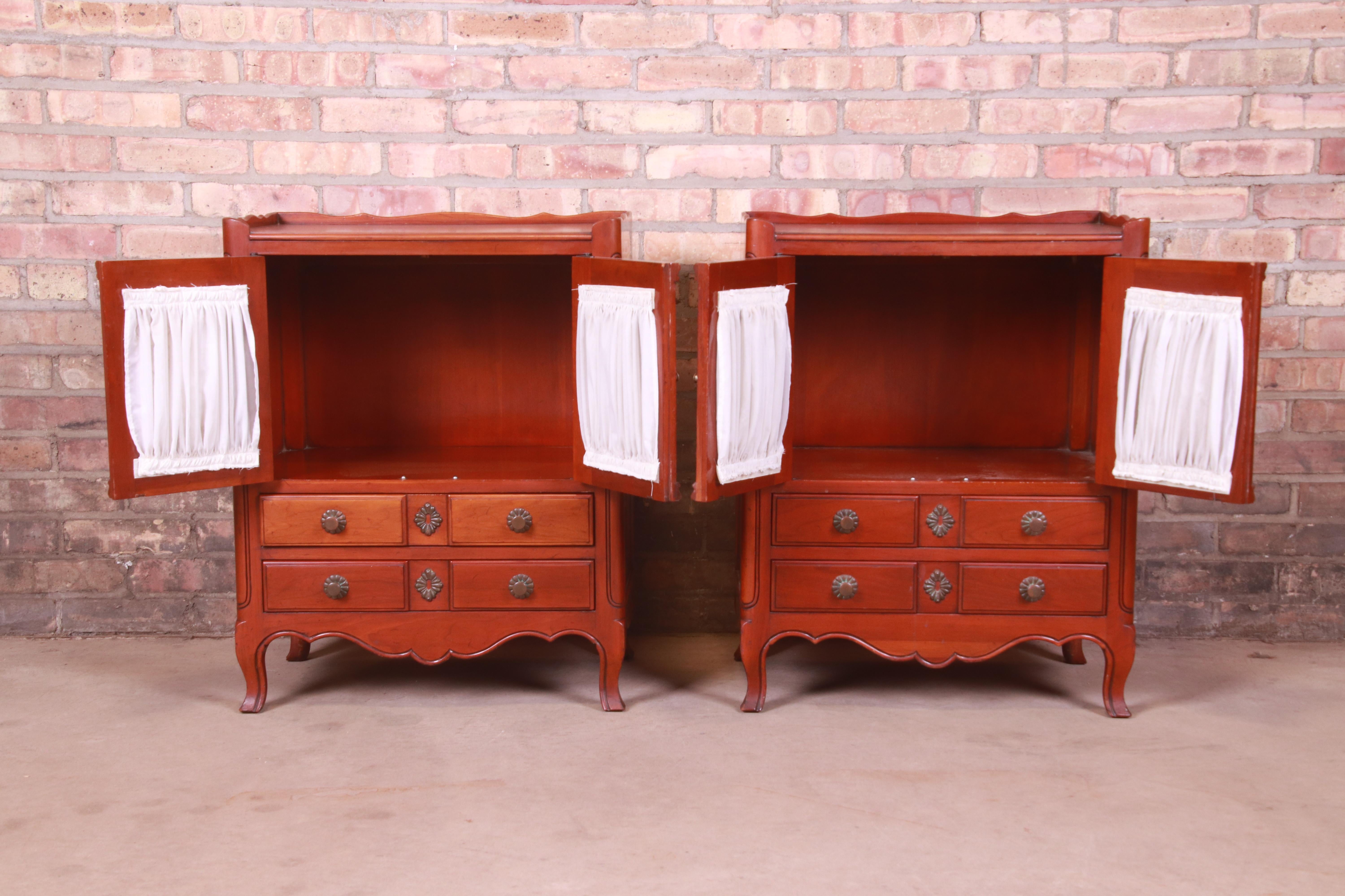 John Widdicomb French Provincial Louis XV Cherry Wood Nightstands, Circa 1940s For Sale 2