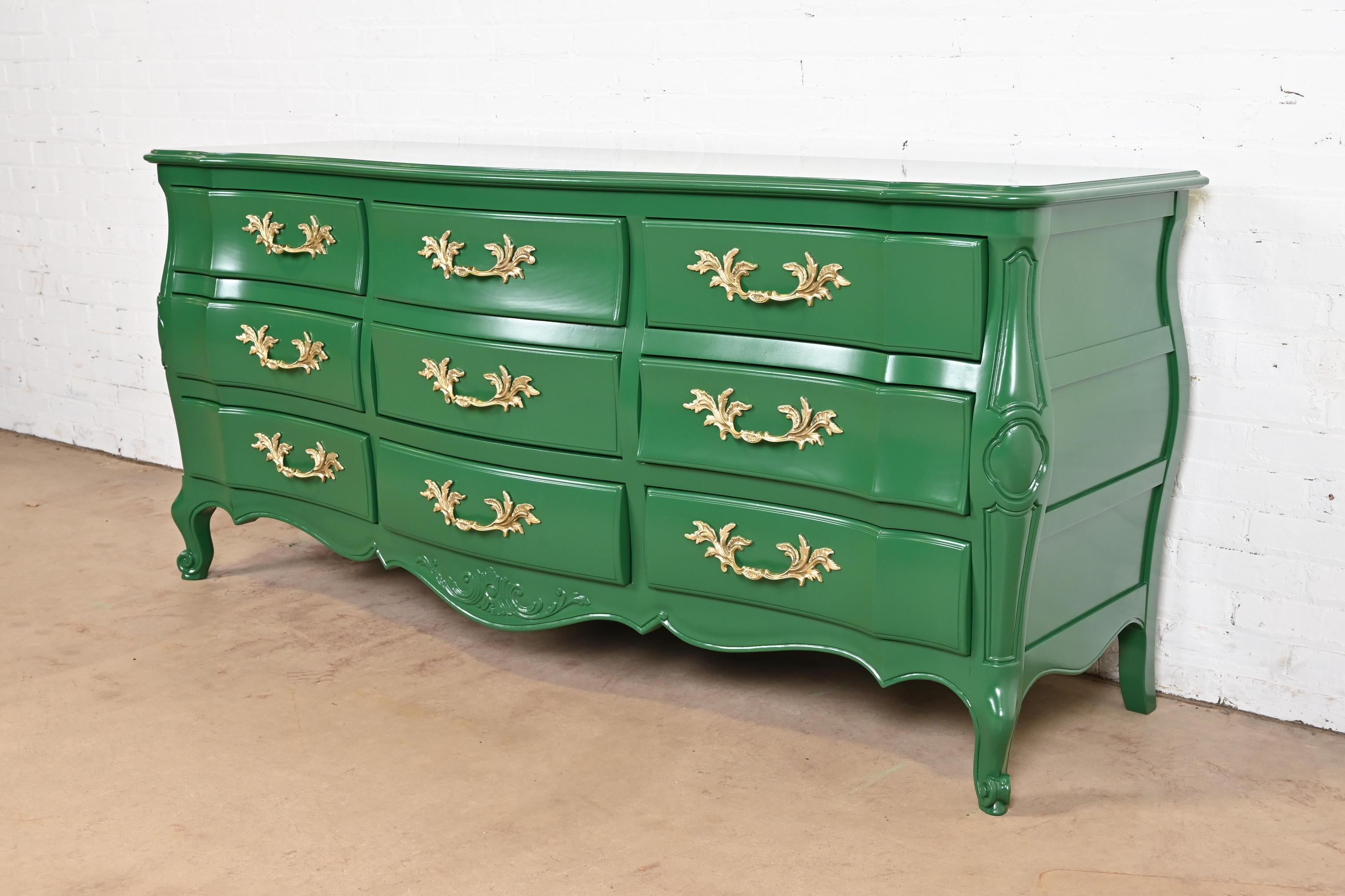 John Widdicomb French Provincial Louis XV Green Lacquered Triple Dresser In Good Condition For Sale In South Bend, IN