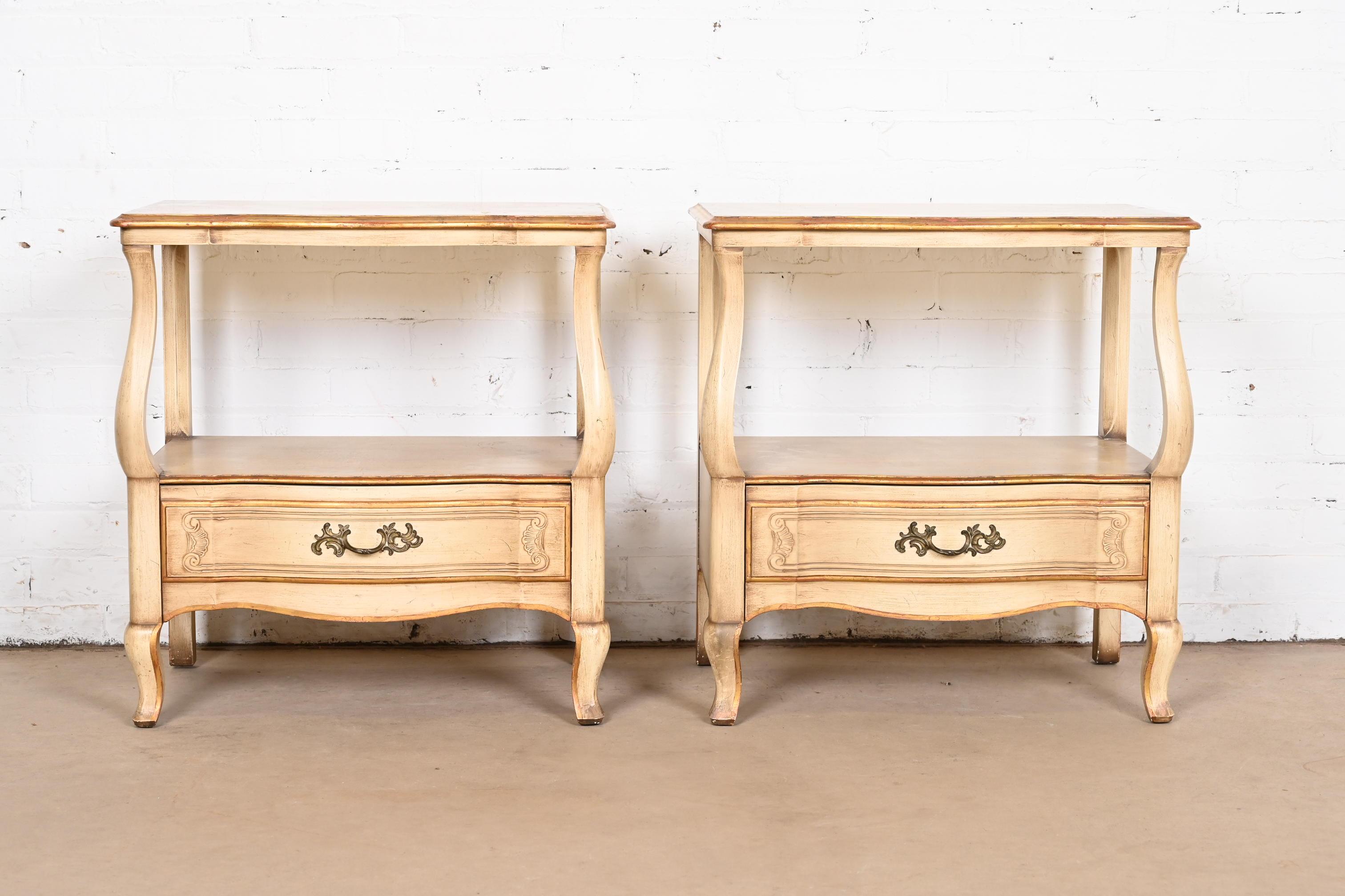 John Widdicomb French Provincial Louis XV Nightstands, 1950s In Good Condition For Sale In South Bend, IN