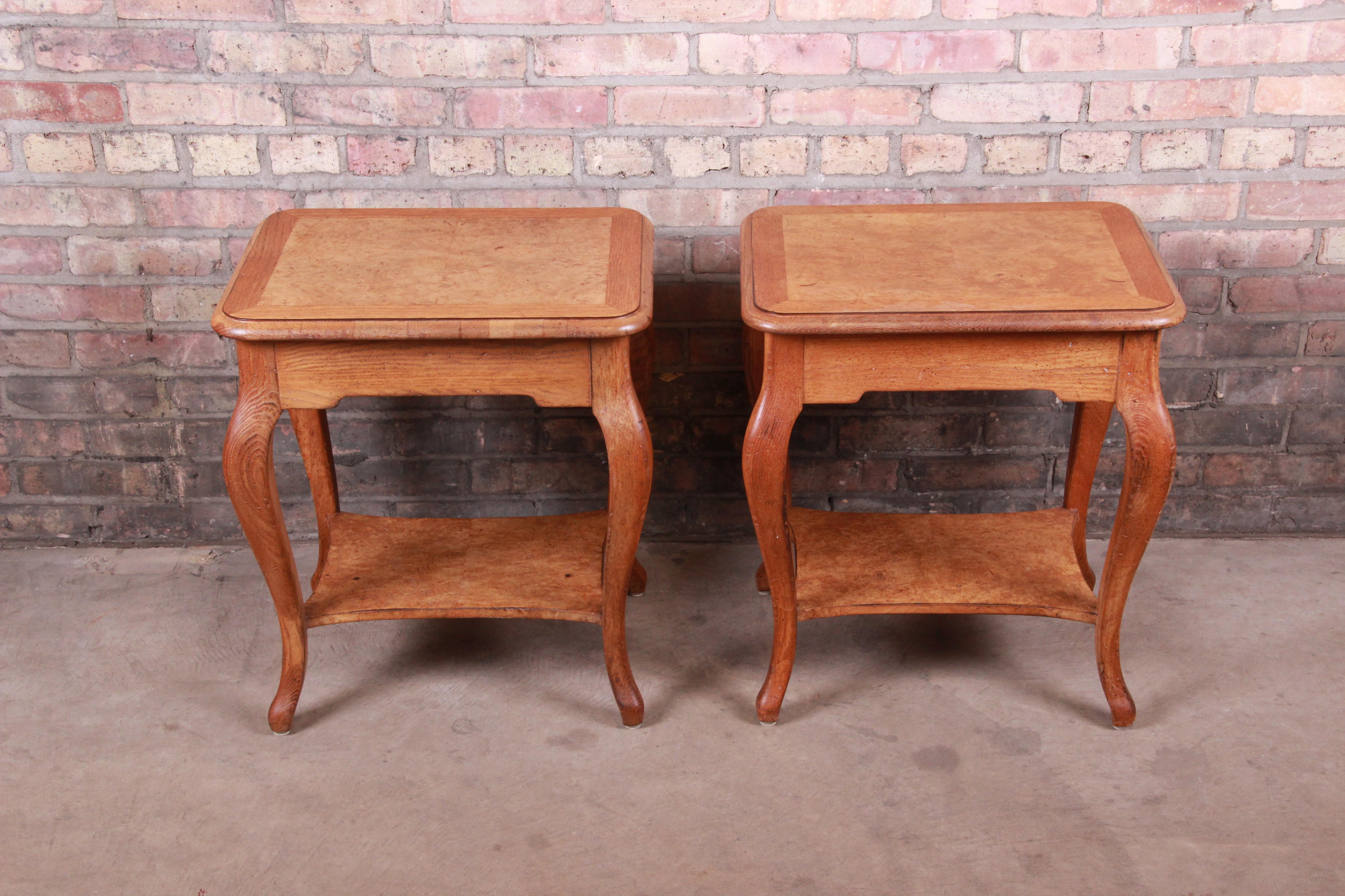 John Widdicomb French Provincial Louis XV Oak and Burl Wood Nightstands, Pair For Sale 8