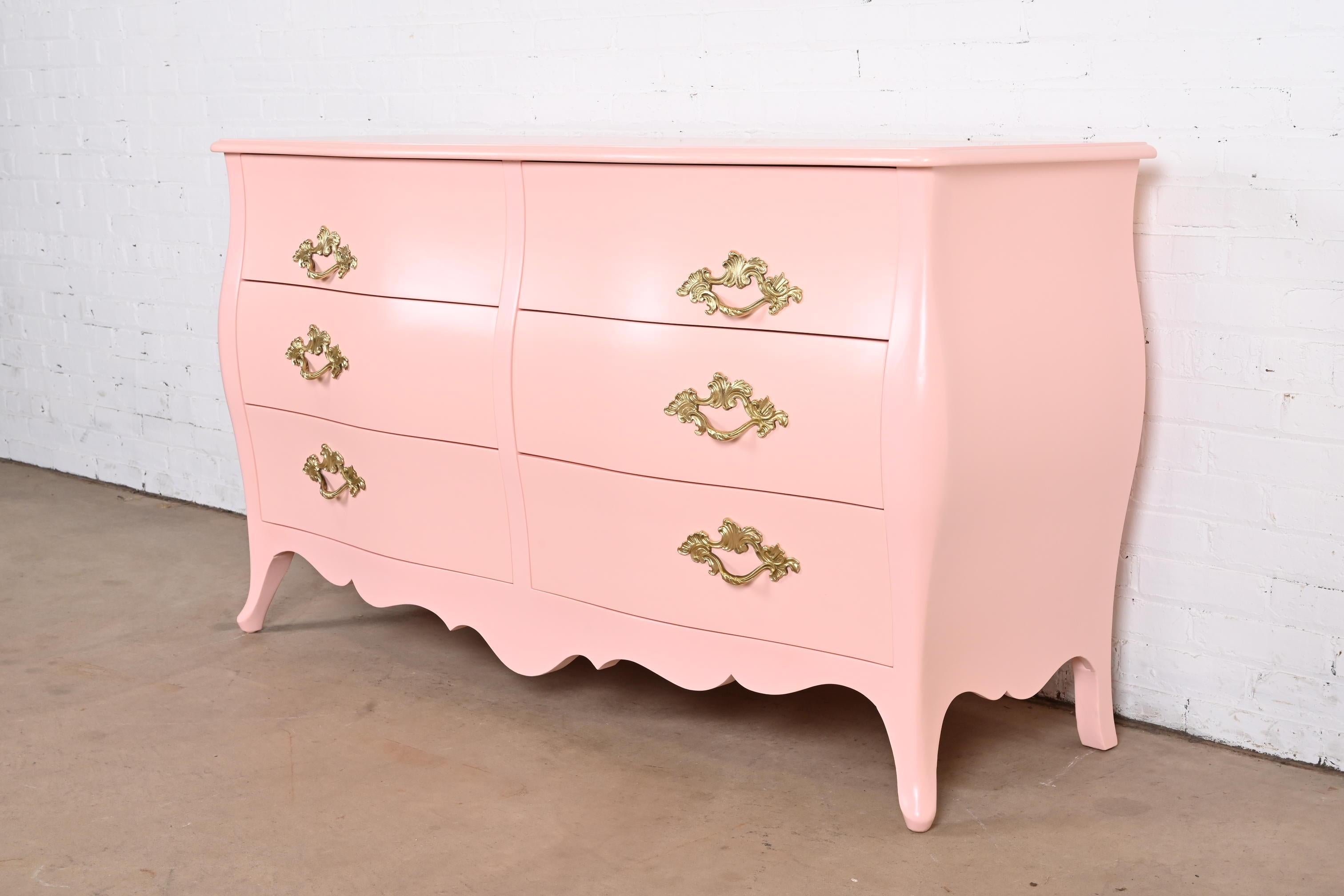 John Widdicomb French Provincial Louis XV Pink Lacquered Dresser, Refinished In Good Condition For Sale In South Bend, IN