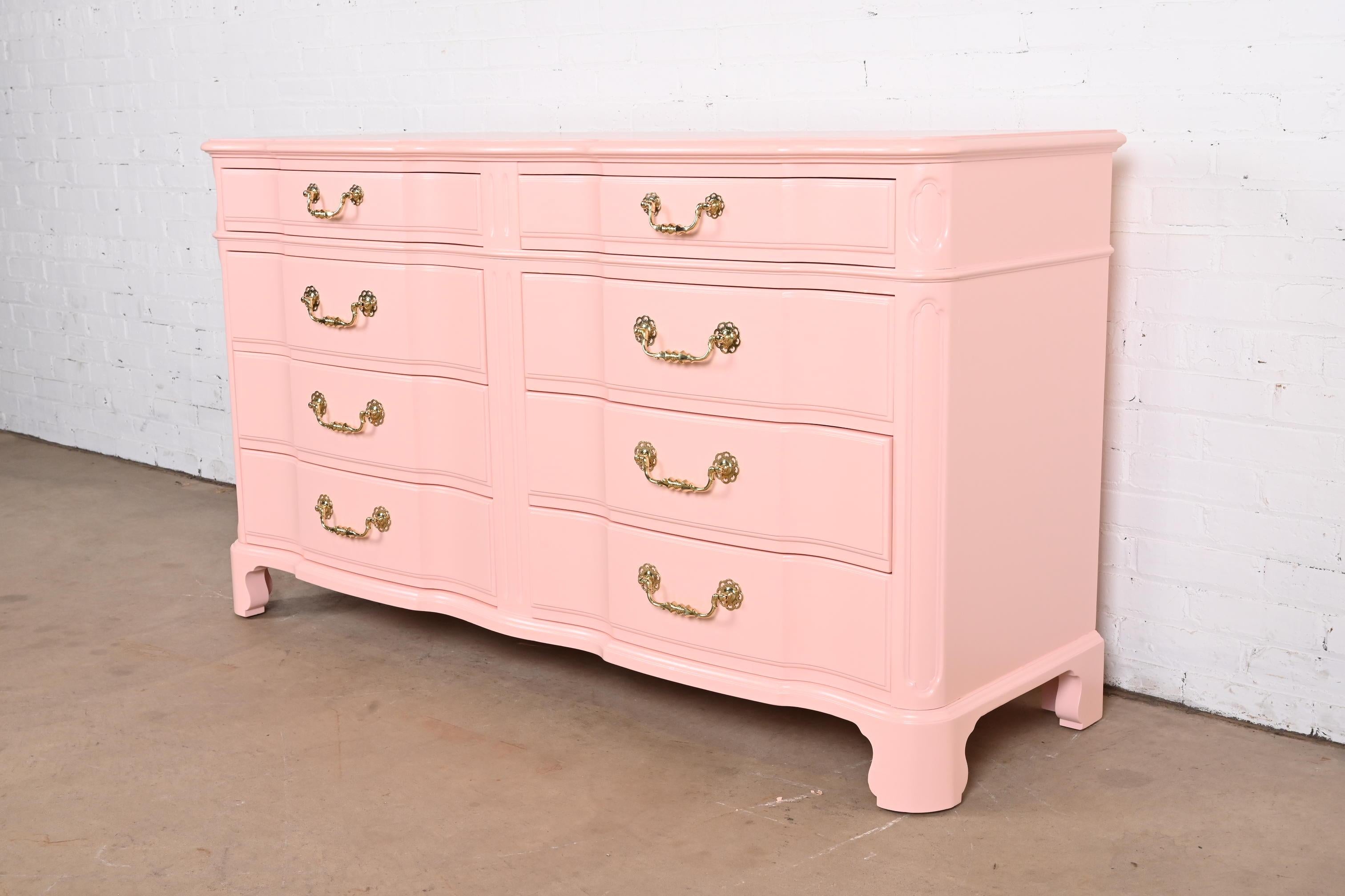 John Widdicomb French Provincial Louis XV Pink Lacquered Dresser, Refinished In Good Condition In South Bend, IN