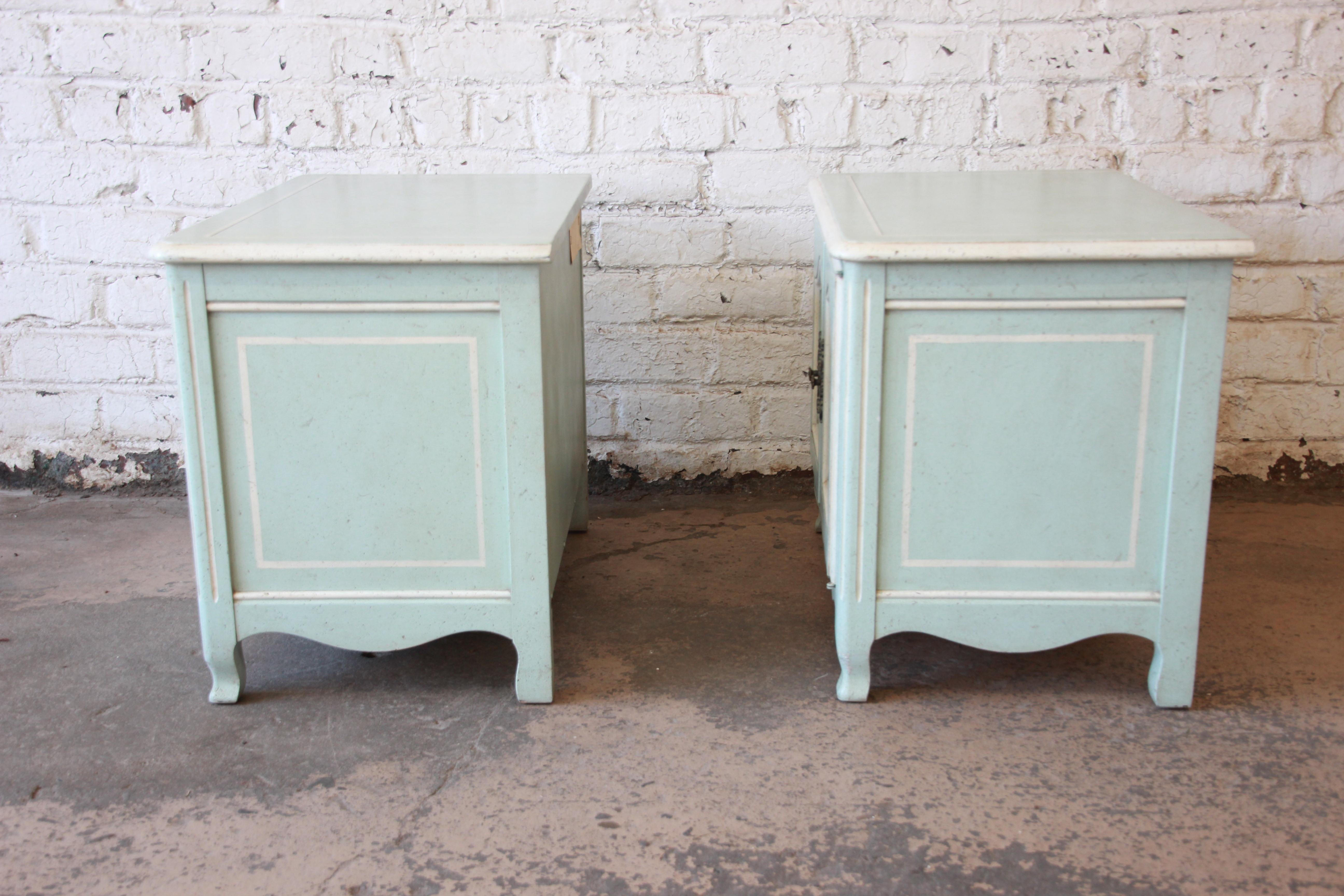 John Widdicomb French Provincial Louis XV Style Nightstands, Pair 4