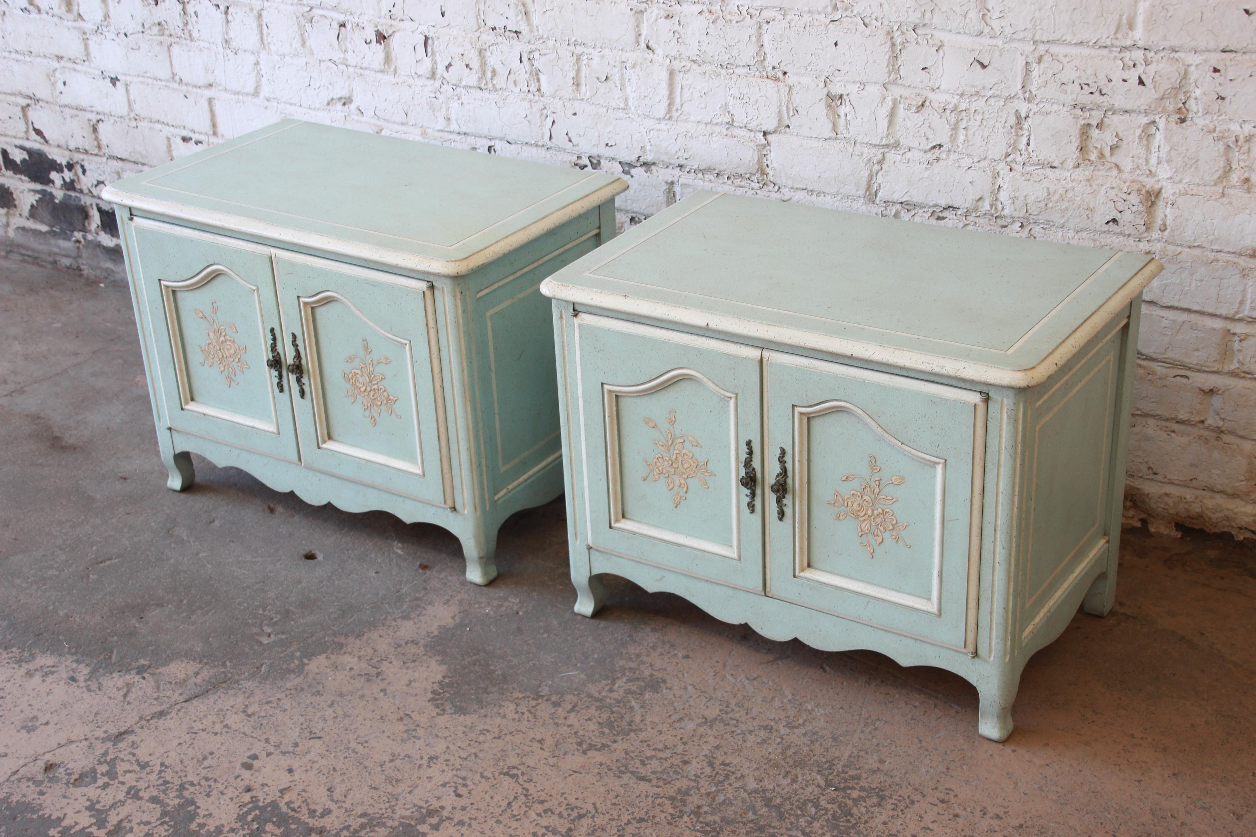 American John Widdicomb French Provincial Louis XV Style Nightstands, Pair