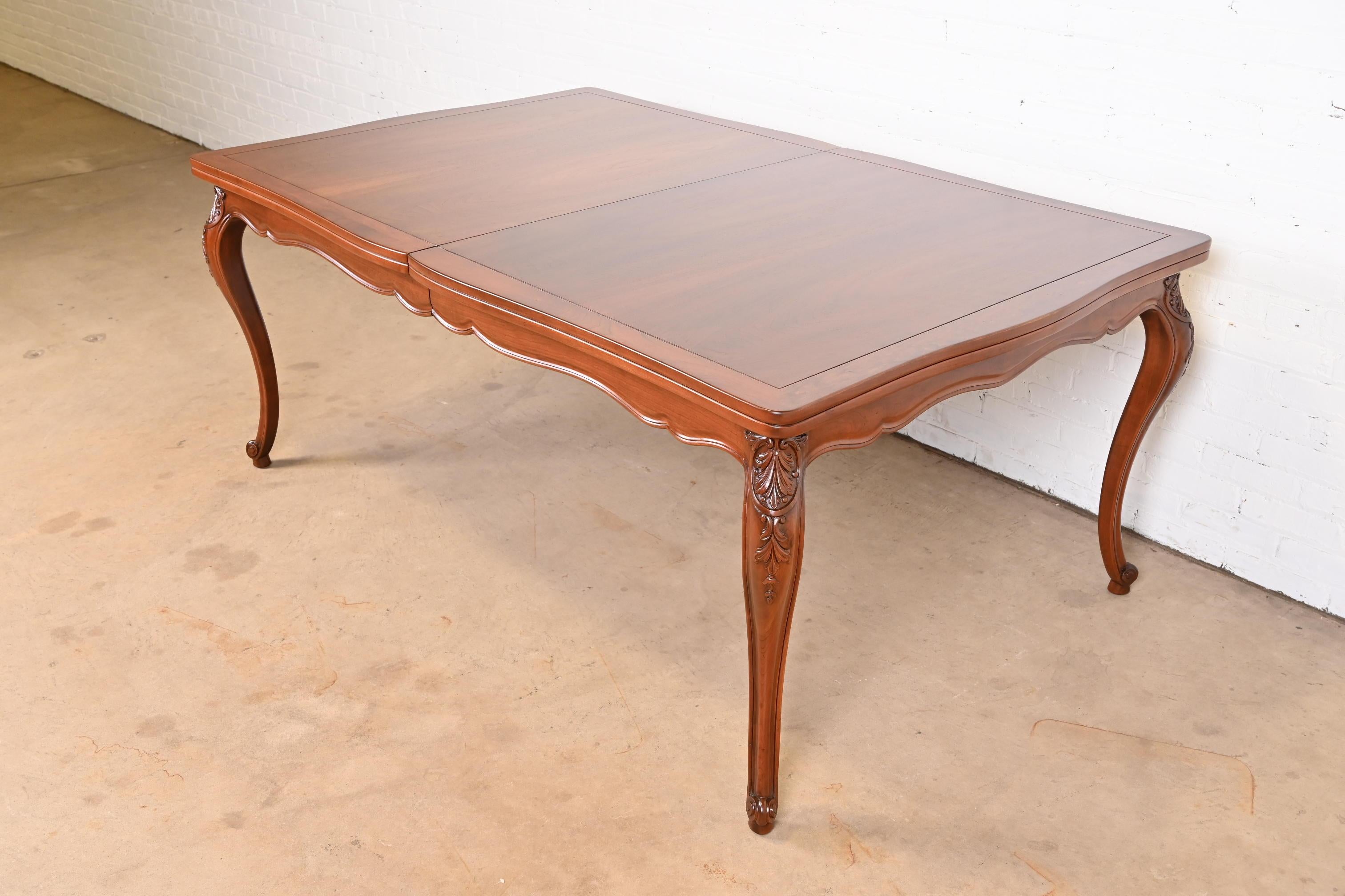 John Widdicomb French Provincial Louis XV Walnut Dining Table, Newly Refinished For Sale 7