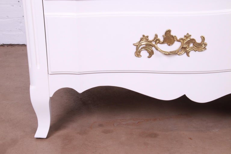 John Widdicomb French Provincial Louis XV White Lacquered Dresser, Refinished For Sale 6