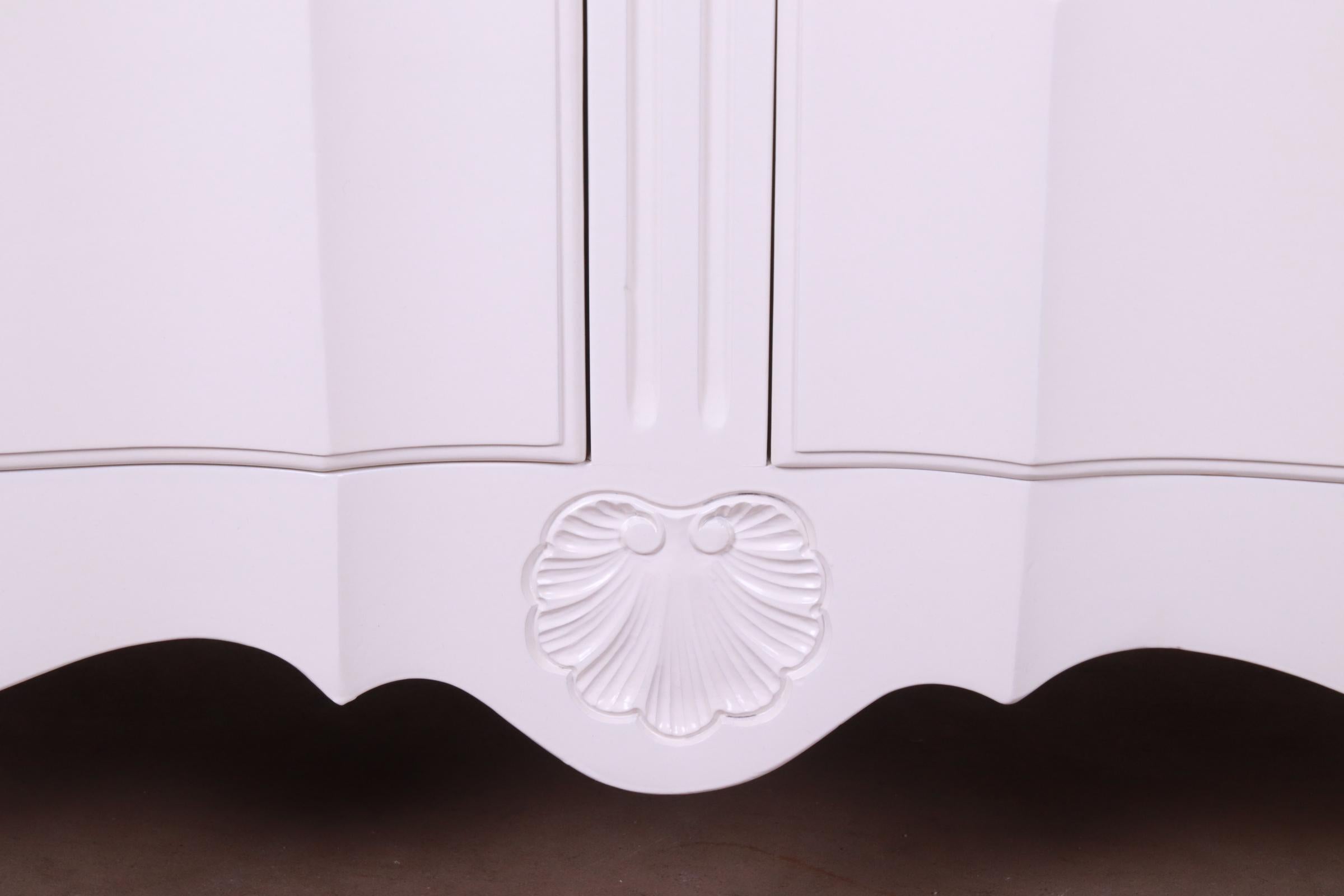 John Widdicomb French Provincial Louis XV White Lacquered Dresser, Refinished 5