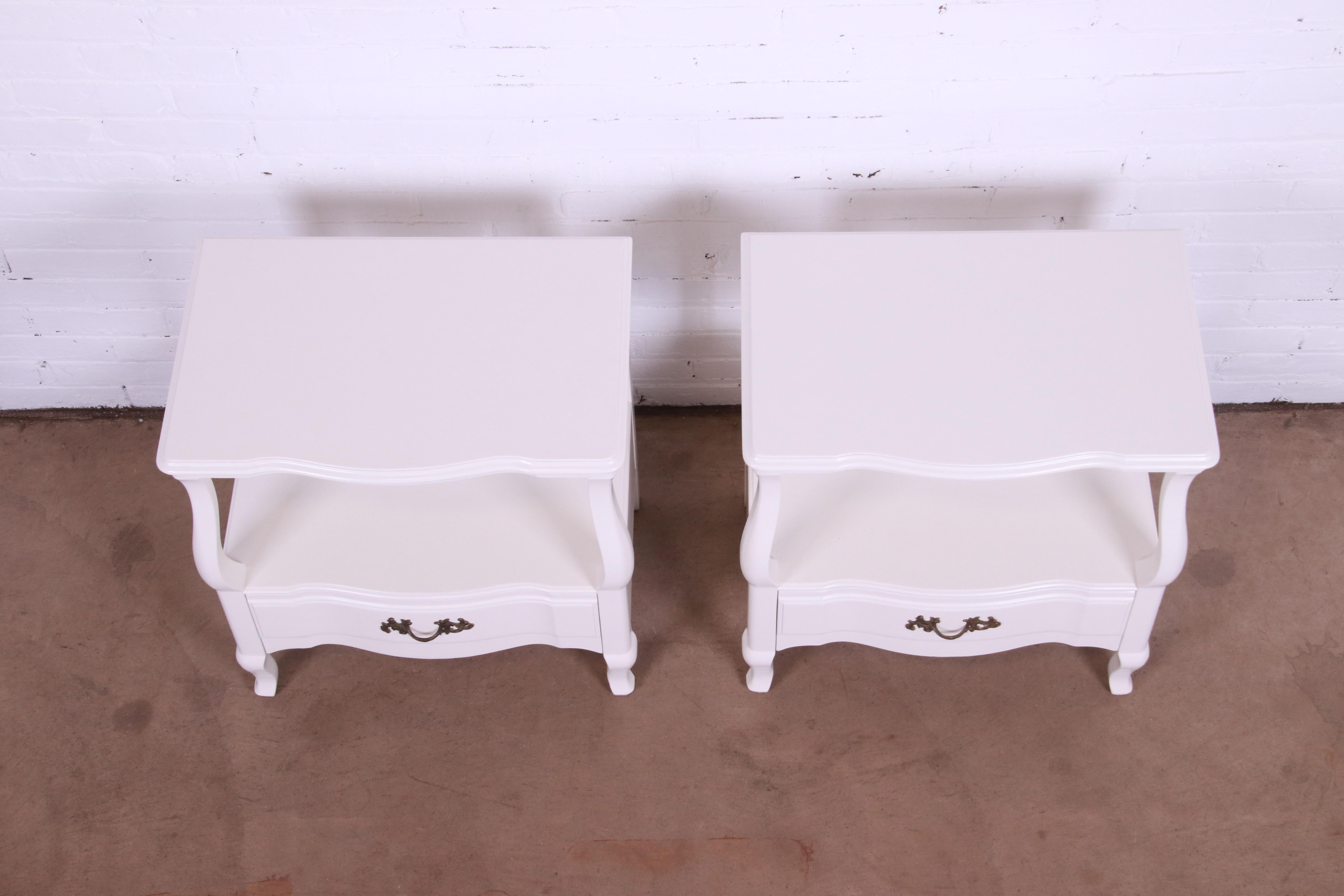 John Widdicomb French Provincial White Lacquered Nightstands, Newly Refinished For Sale 2