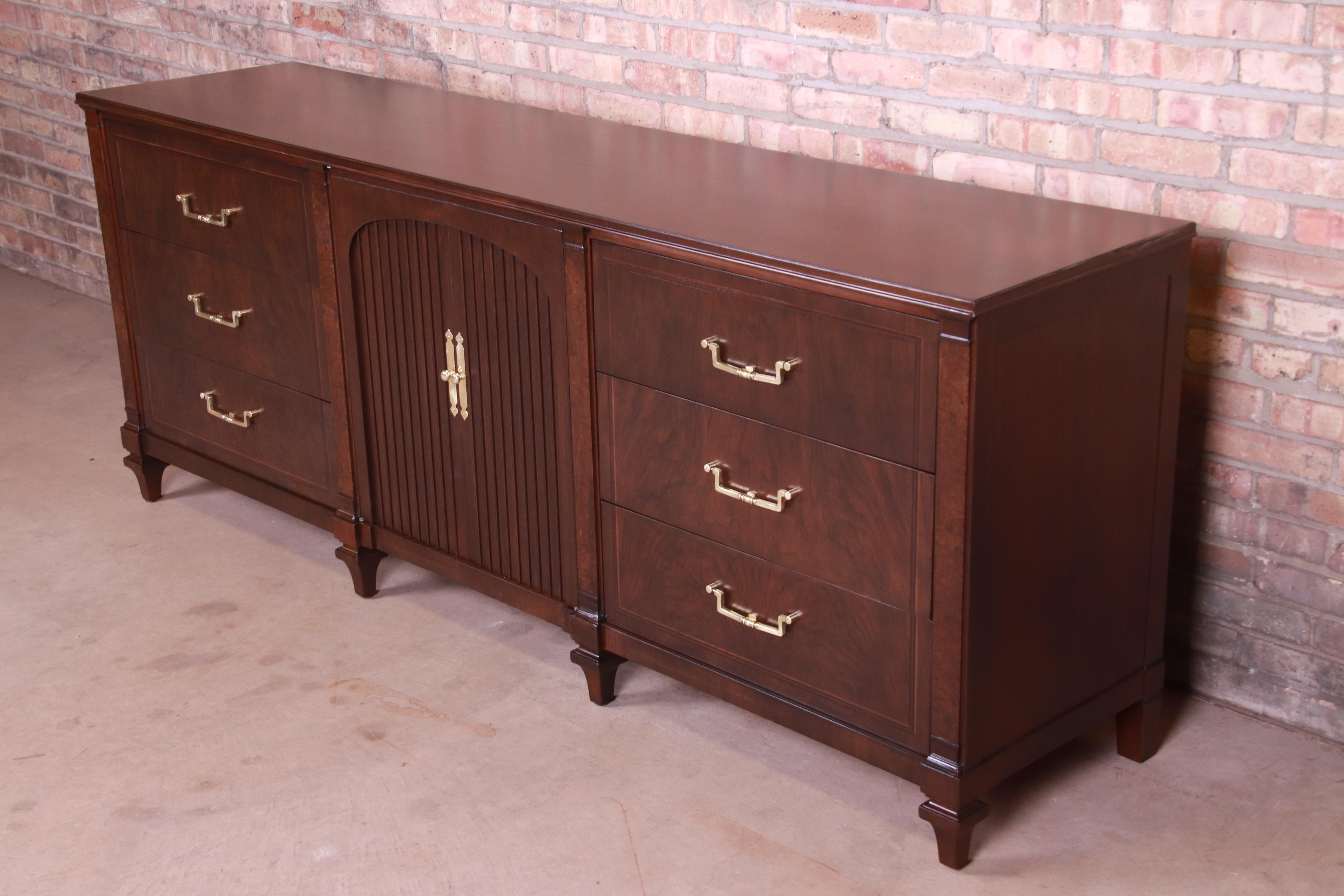 John Widdicomb French Regency Burled Walnut Long Dresser or Credenza, Refinished In Good Condition In South Bend, IN