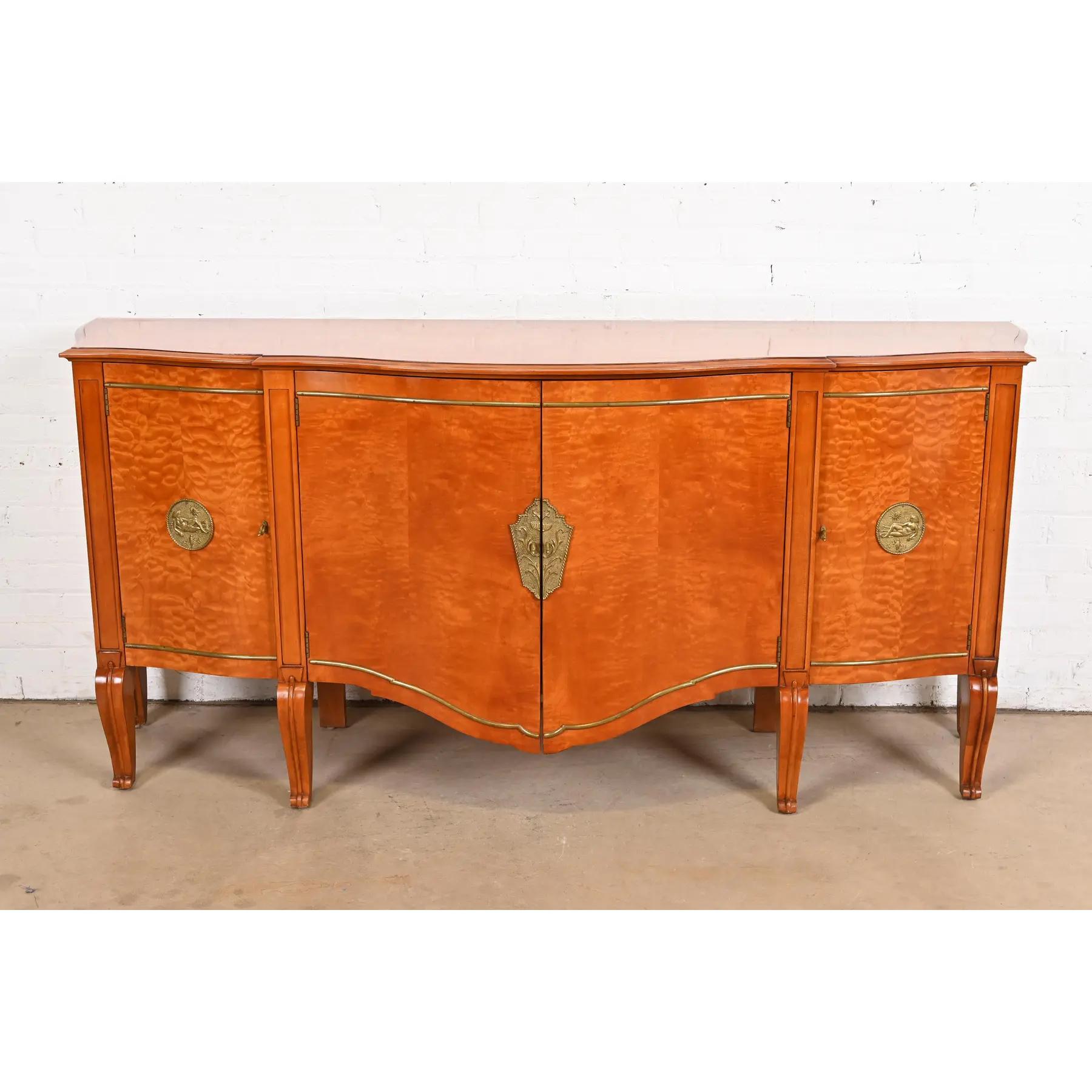 John Widdicomb Französisch Regency Louis XVI Wurzelholz und Messing Sideboard Credenza (Louis XVI.) im Angebot