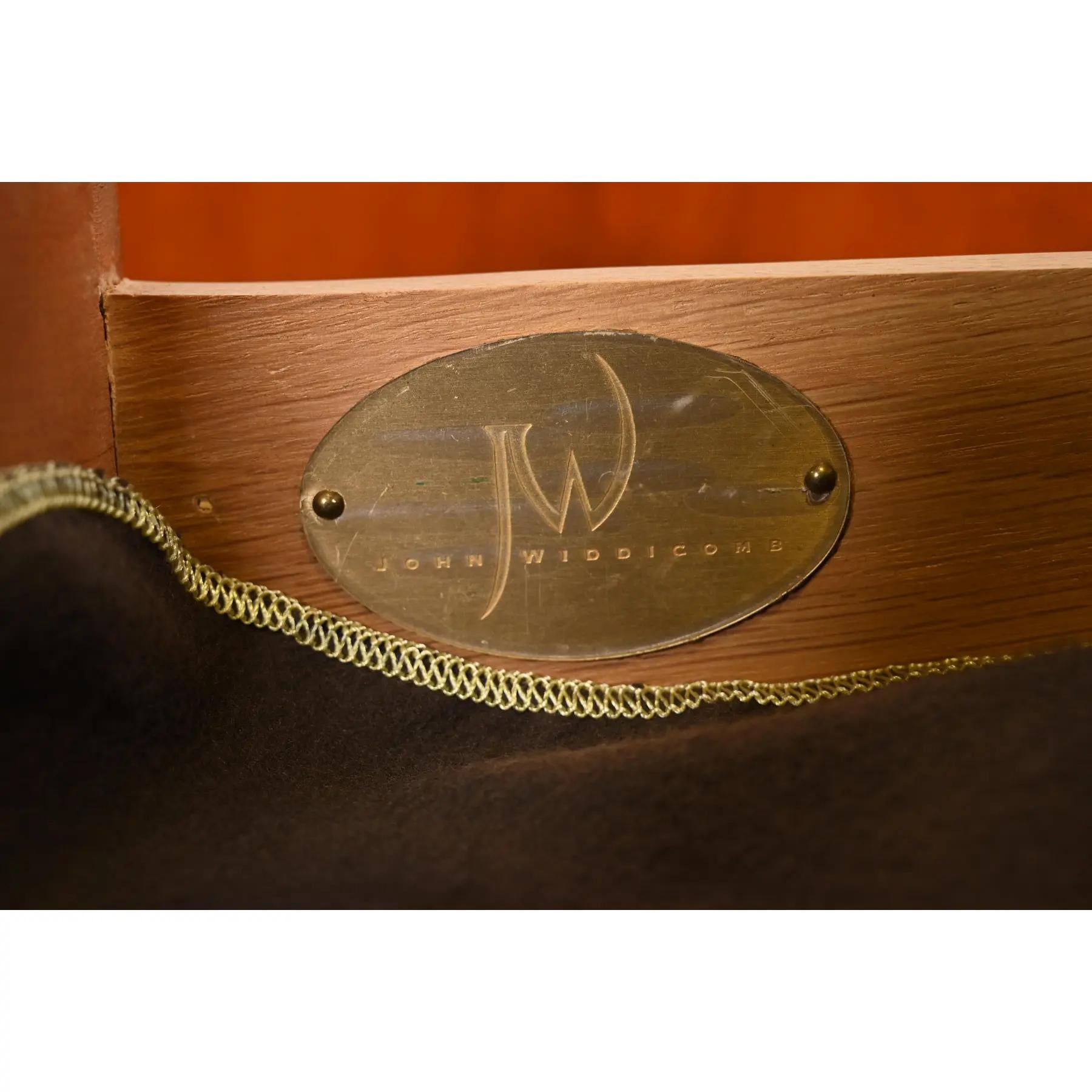 John Widdicomb Französisch Regency Louis XVI Wurzelholz und Messing Sideboard Credenza im Angebot 3