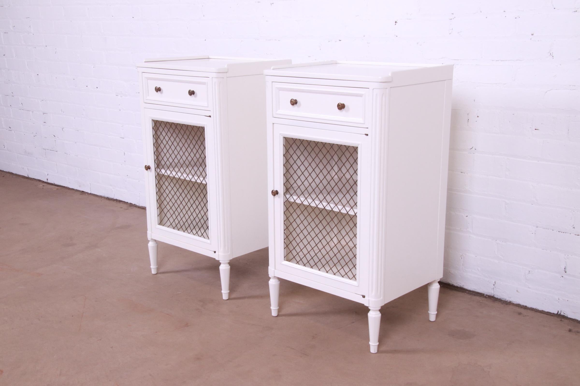 20th Century John Widdicomb French Regency Louis XVI White Lacquered Nightstands, Refinished