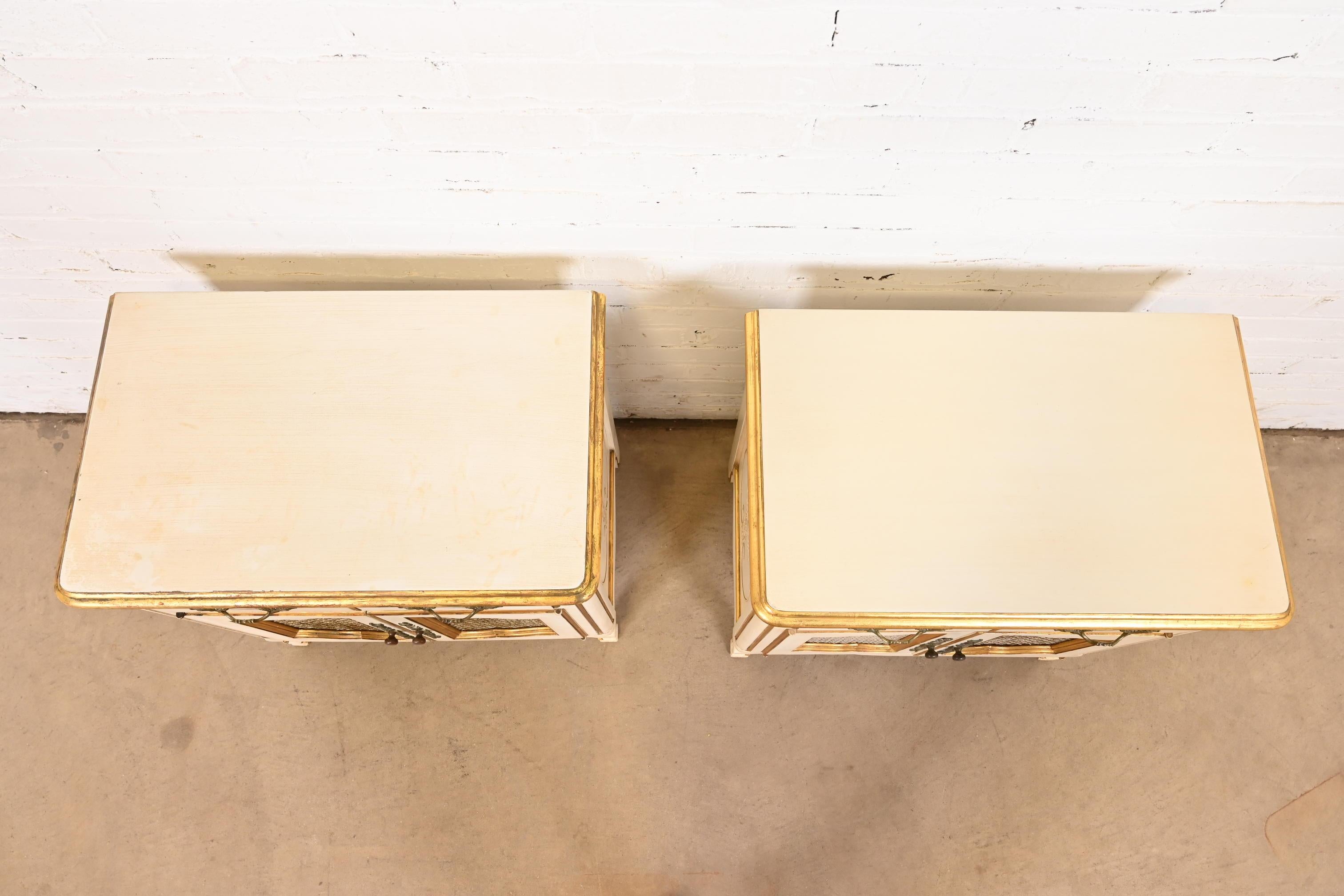 John Widdicomb French Rococo Louis XV Cream Lacquered & Parcel Gilt Nightstands For Sale 3