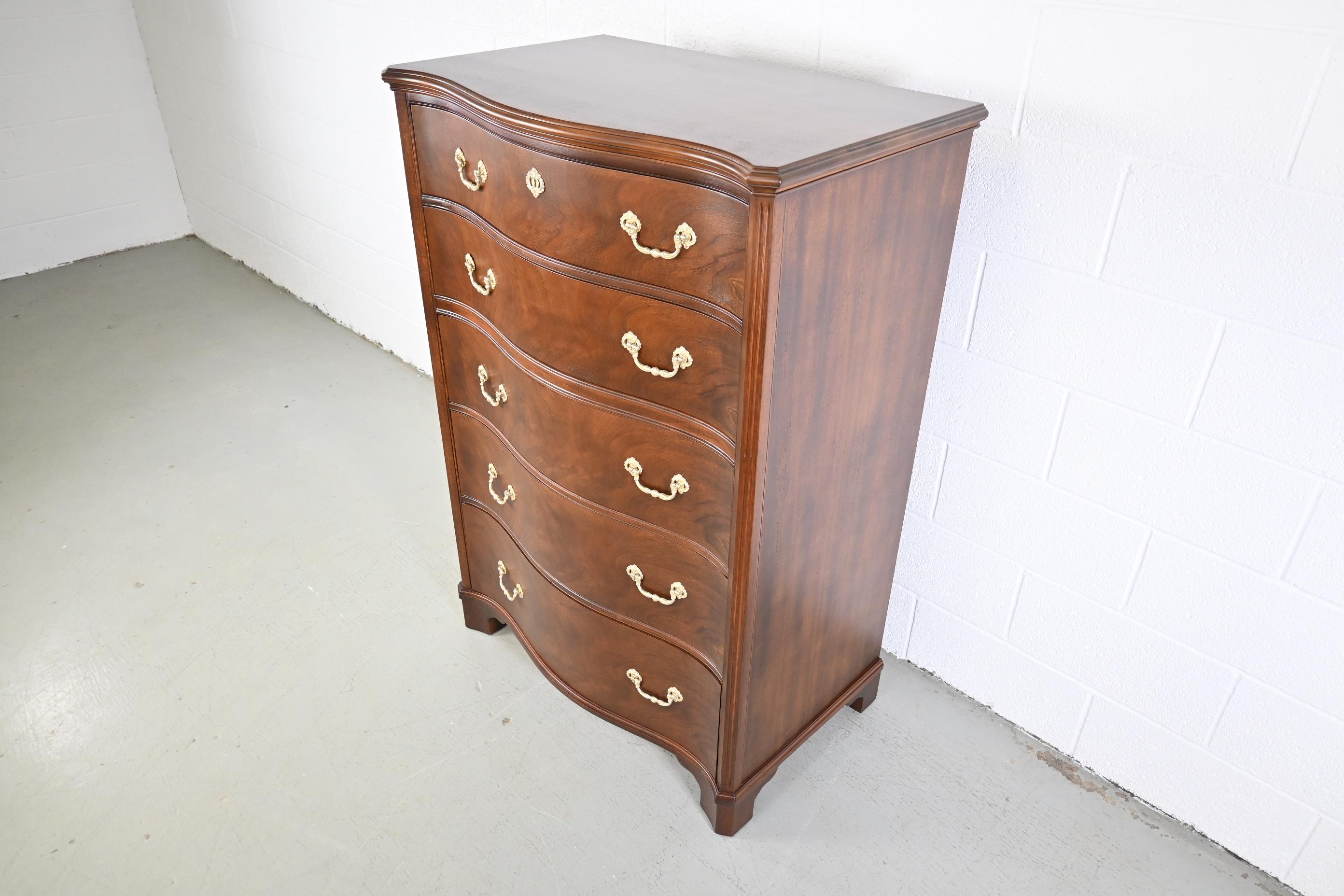 American John Widdicomb Furniture Traditional Hepplewhite Highboy Dresser