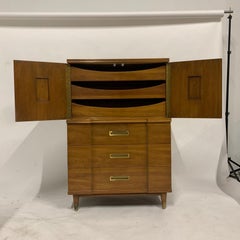 John Widdicomb Gentleman's Chest, Dresser w. Cabinet Solid Wood w Brass Hardware