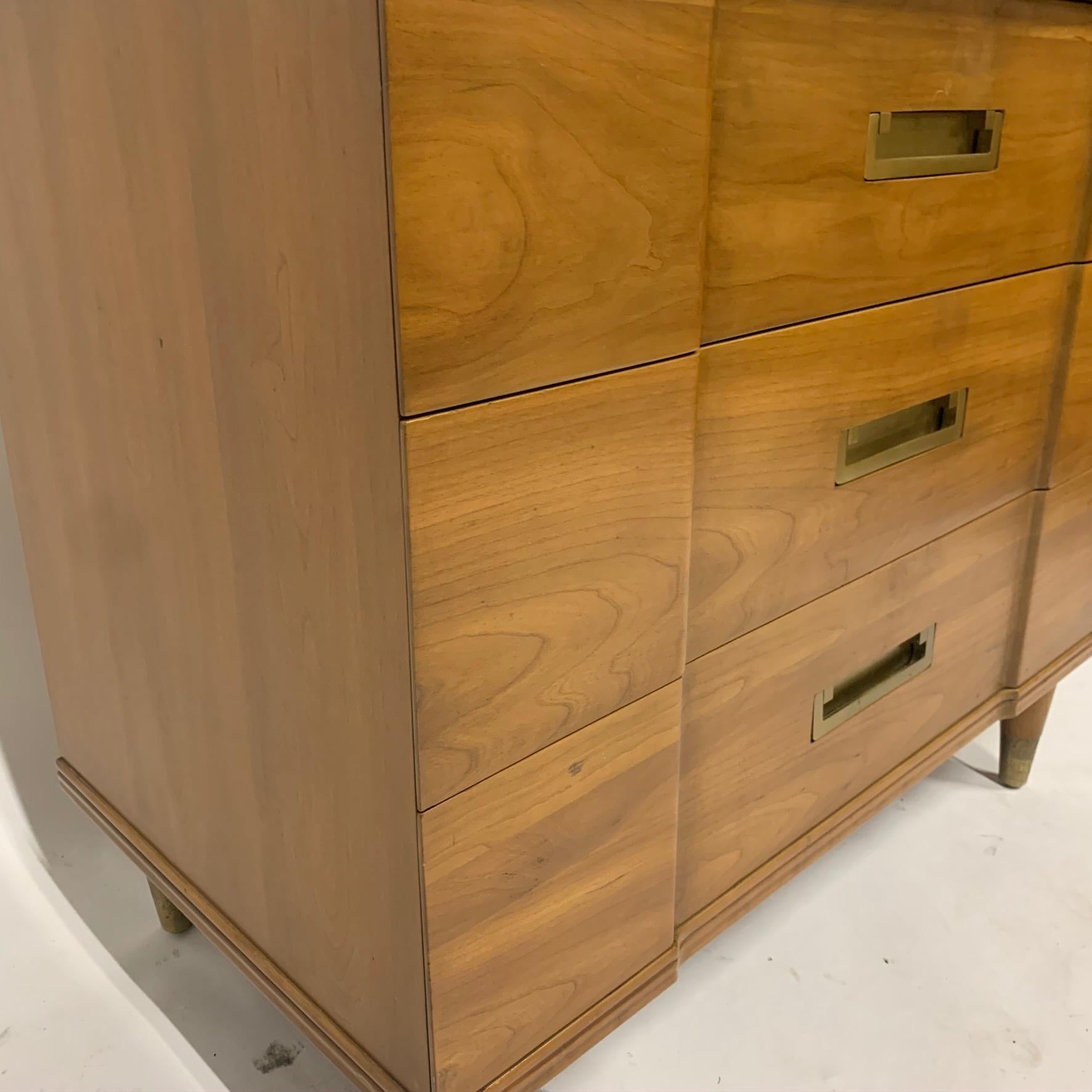 John Widdicomb Gentleman's Chest, Dresser w. Cabinet Solid Wood w Brass Hardware 1
