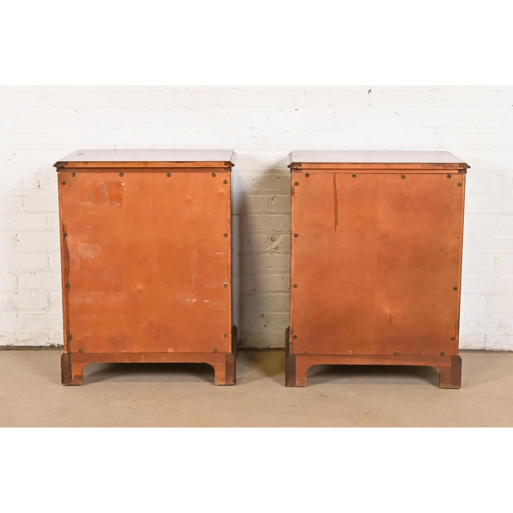 John Widdicomb Georgian Solid Mahogany Four-Drawer Bedside Chests, Circa 1940s For Sale 6