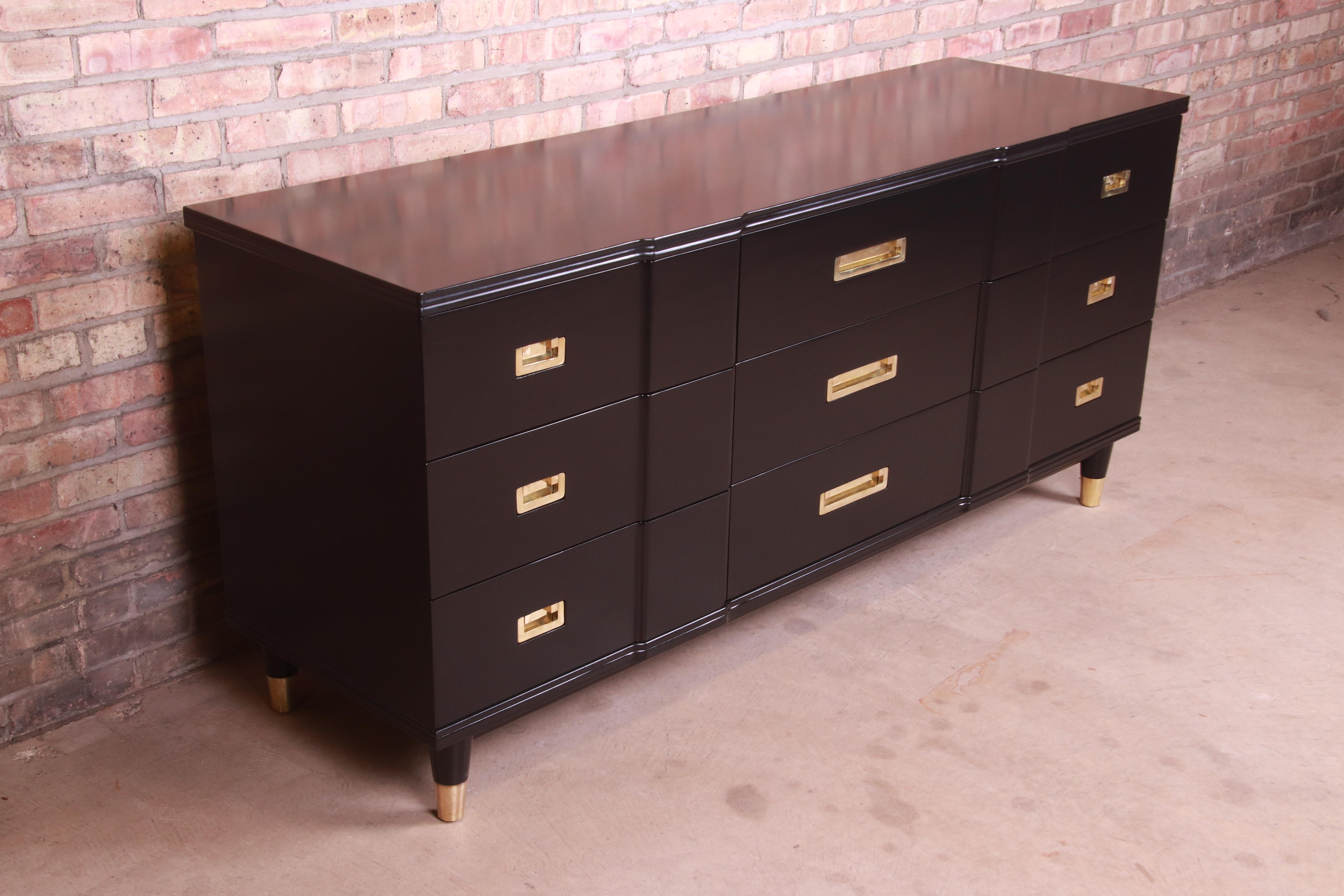 John Widdicomb Hollywood Regency Black Lacquered Triple Dresser, Refinished In Good Condition In South Bend, IN