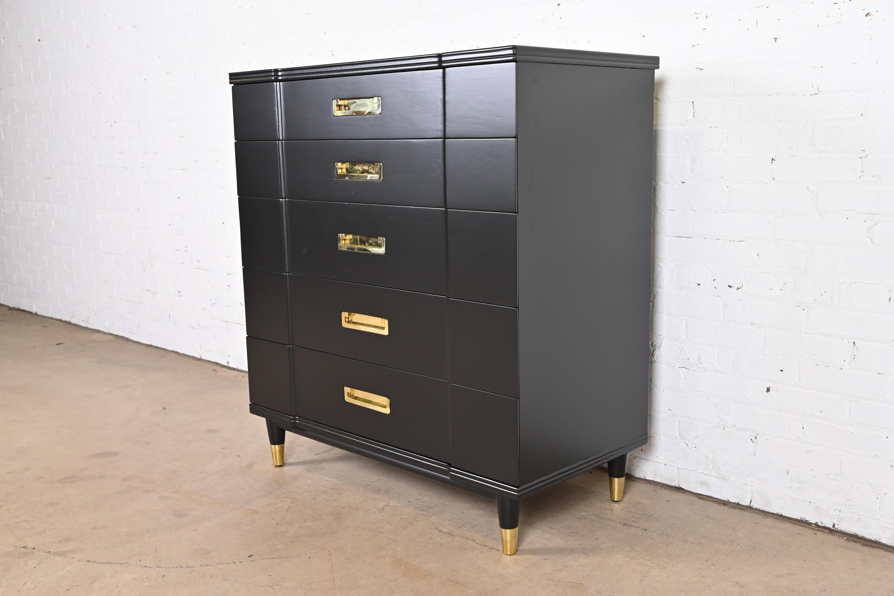 John Widdicomb Hollywood Regency Campaign Black Lacquered Highboy Dresser, 1950s In Good Condition For Sale In South Bend, IN